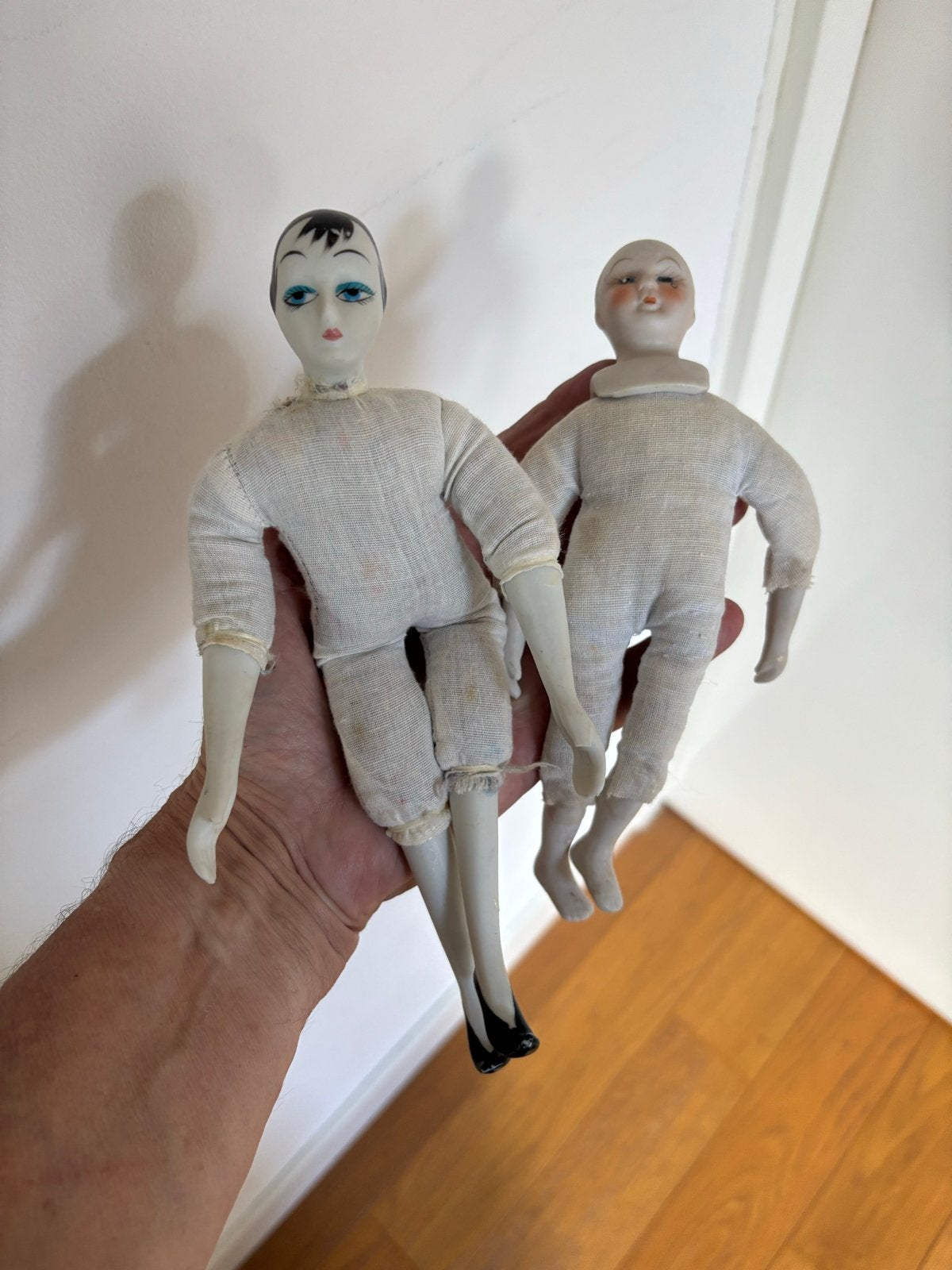 Antieke Pierrot-stijl porseleinen poppen (jaren '30), Ophalen of Verzenden, Gebruikt, Pop