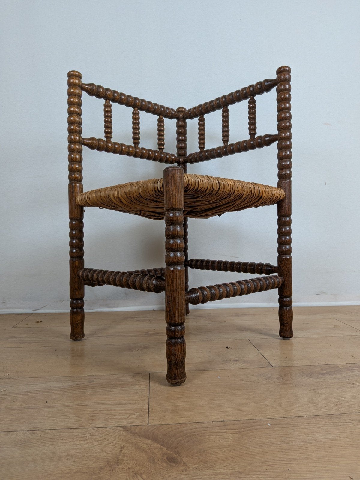 Vintage Bobbin Corner Chair / Hoekstoel – Gedraaid Eiken, Ophalen of Verzenden