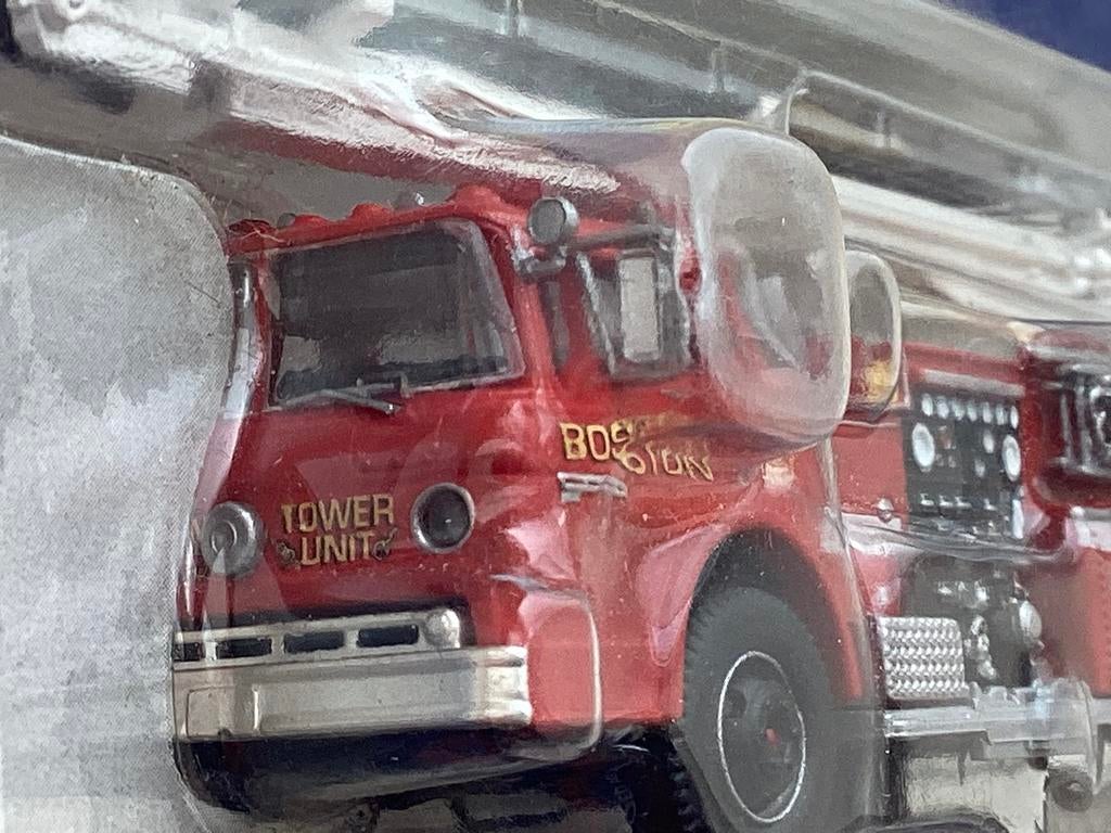 Athearn USA, Ford C, Telesquirt fire truck “Boston”, HO 1:87, Hobby en Vrije tijd, Modeltreinen | H0, Locomotief, Bachmann, Gelijkstroom of Wisselstroom
