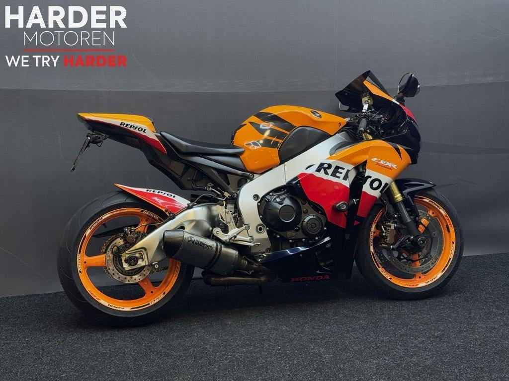 HONDA CBR 1000 RR FIREBLADE ABS/TUNE/AKRA/GARANTIE!, HONDA, 4 cilinders, Motorrijbewijs A, Bedrijf