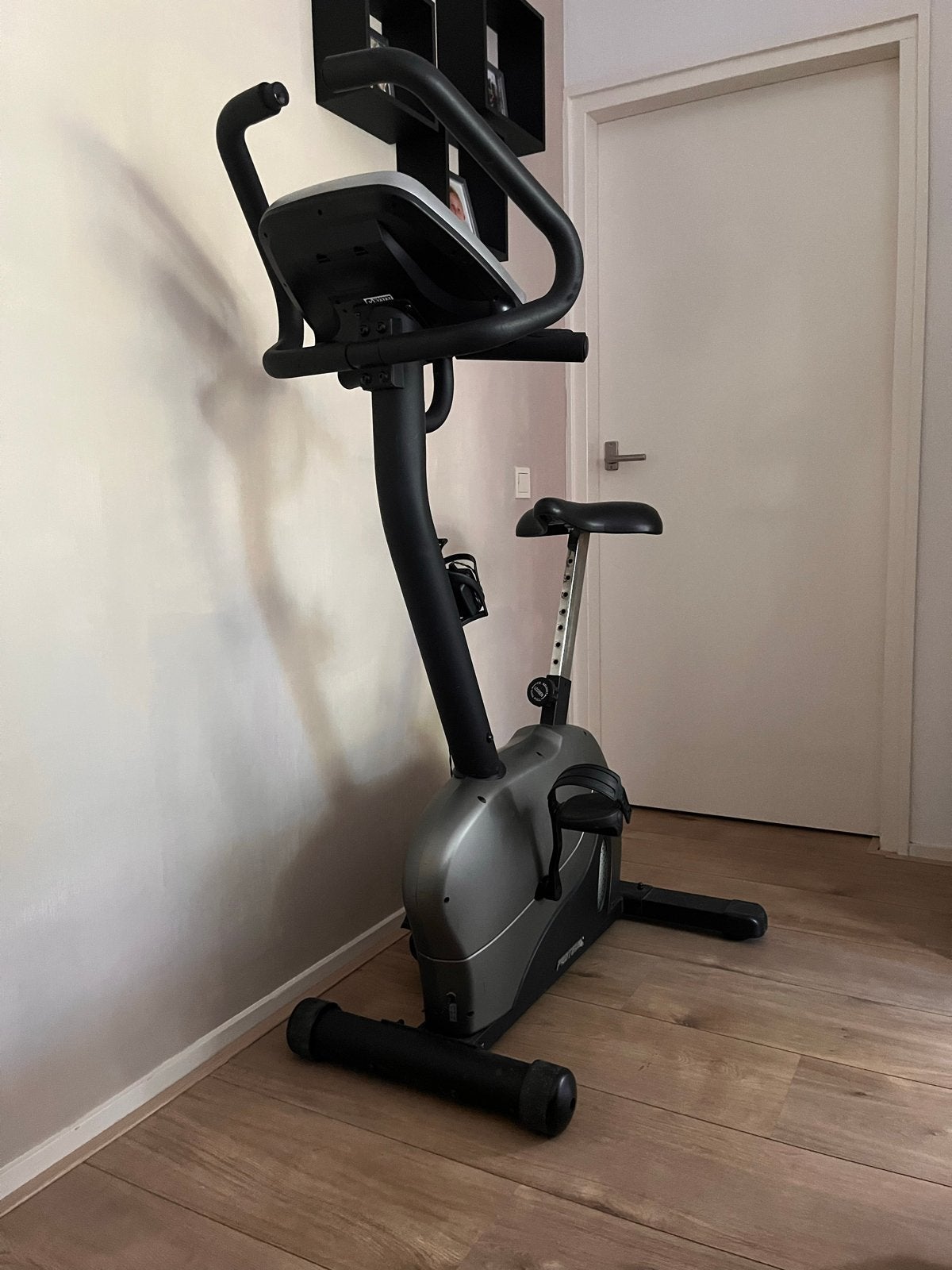 Proteus computergestuurde hometrainer - werkt prima, Ophalen, Gebruikt, Hometrainer