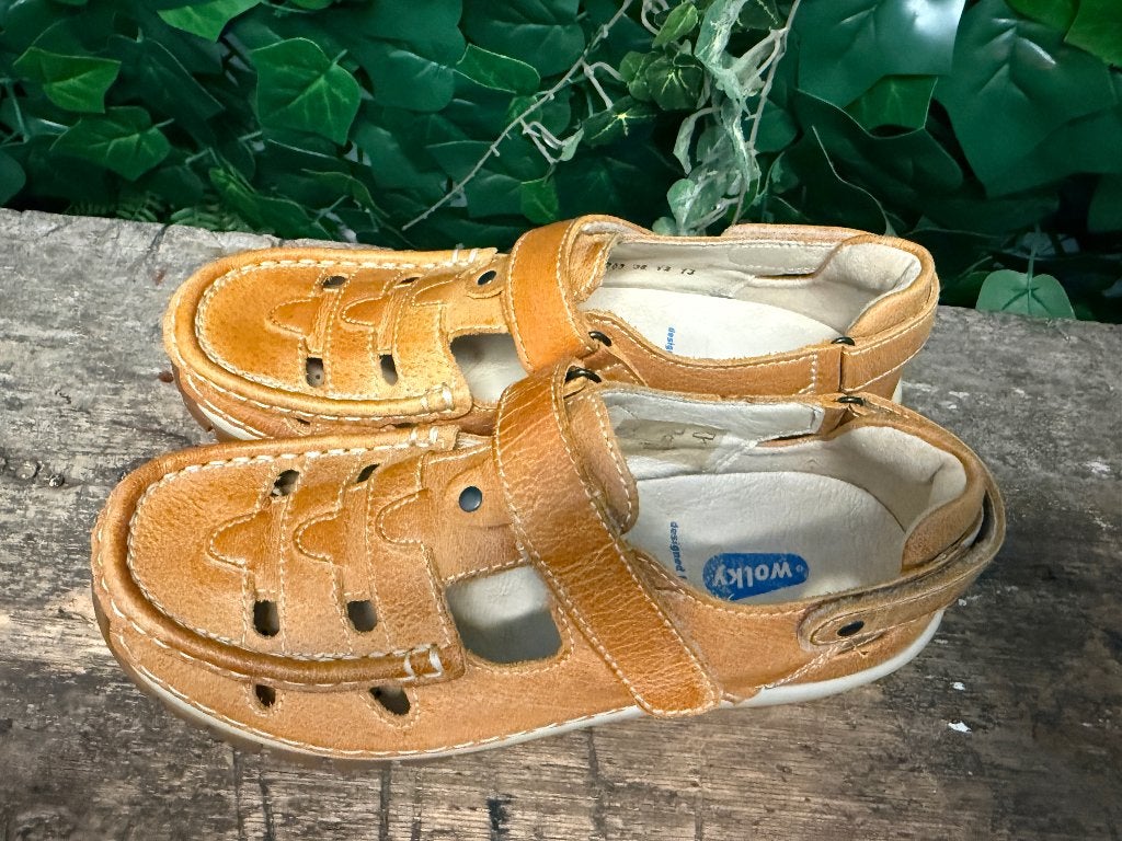 Nieuwe schoenen van Wolky maat 38, Sendra, Geel, Nieuw, Ophalen of Verzenden