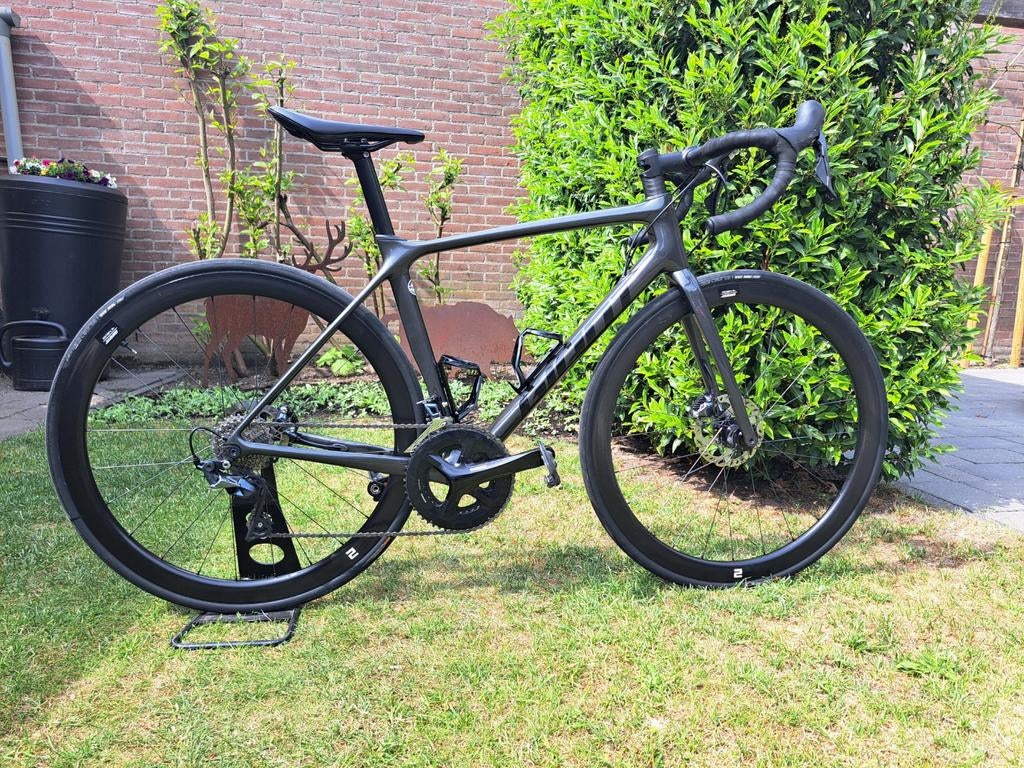 Giant TCR Advanced 1+ 2022 Zwart/Chroom met cadansmeter, Fietsen en Brommers, Fietsen | Racefietsen, Ophalen, 28 inch, Carbon