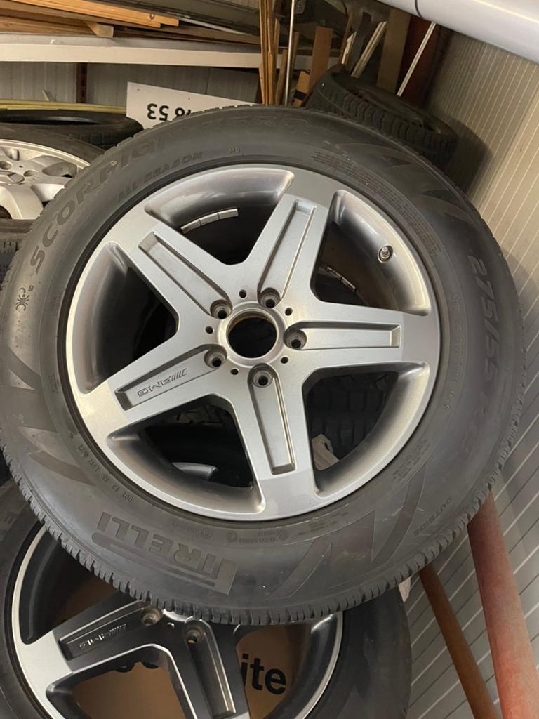 Mercedes G-klasse 19 inch AMG set W463 all seasons, 19 inch, Gebruikt, 275 mm, Banden en Velgen