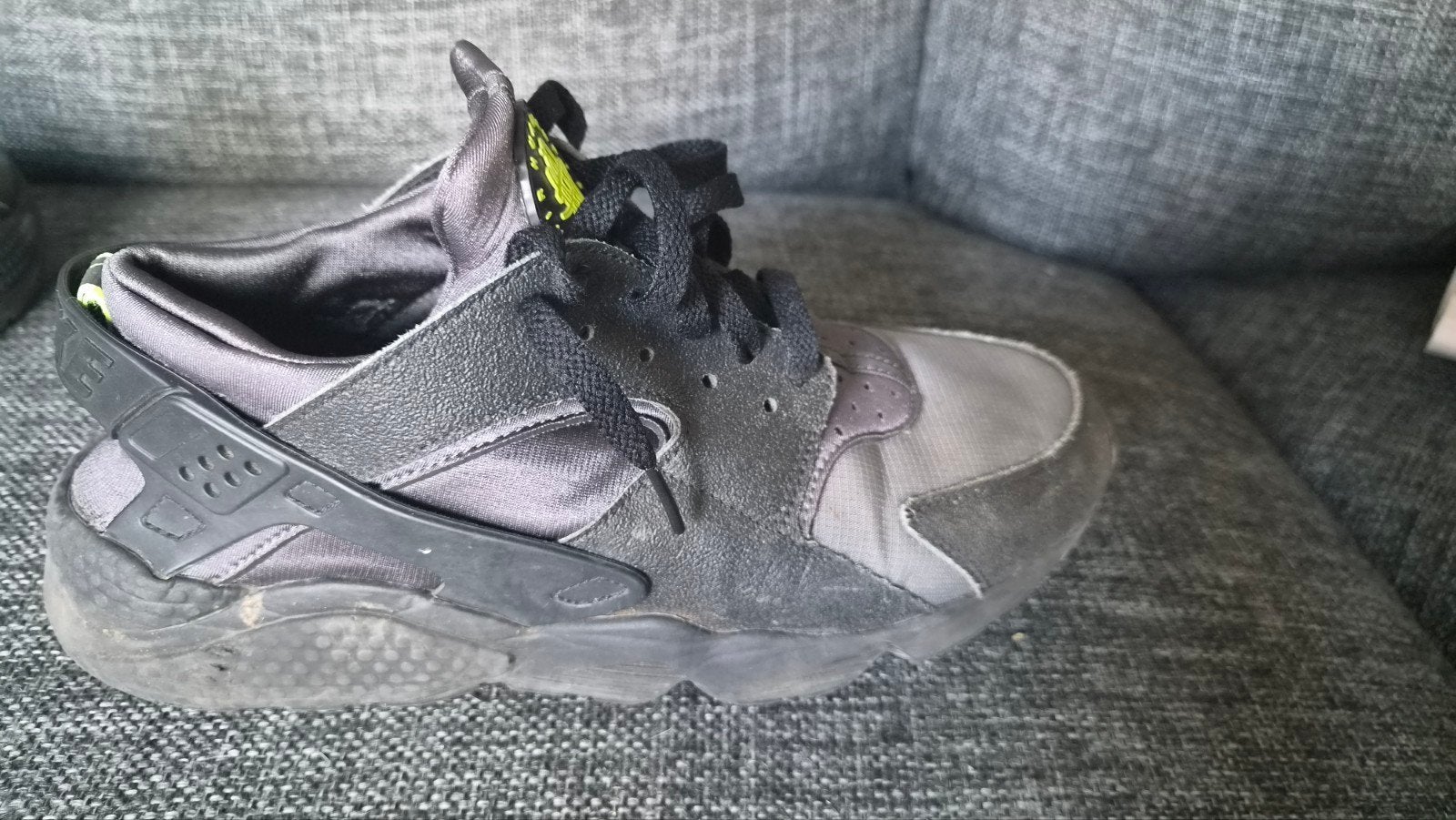 Nike Huarache - Gedragen maar nog in goede staat, Kleding | Heren, Ophalen, Zwart, Nike, Sneakers of Gympen