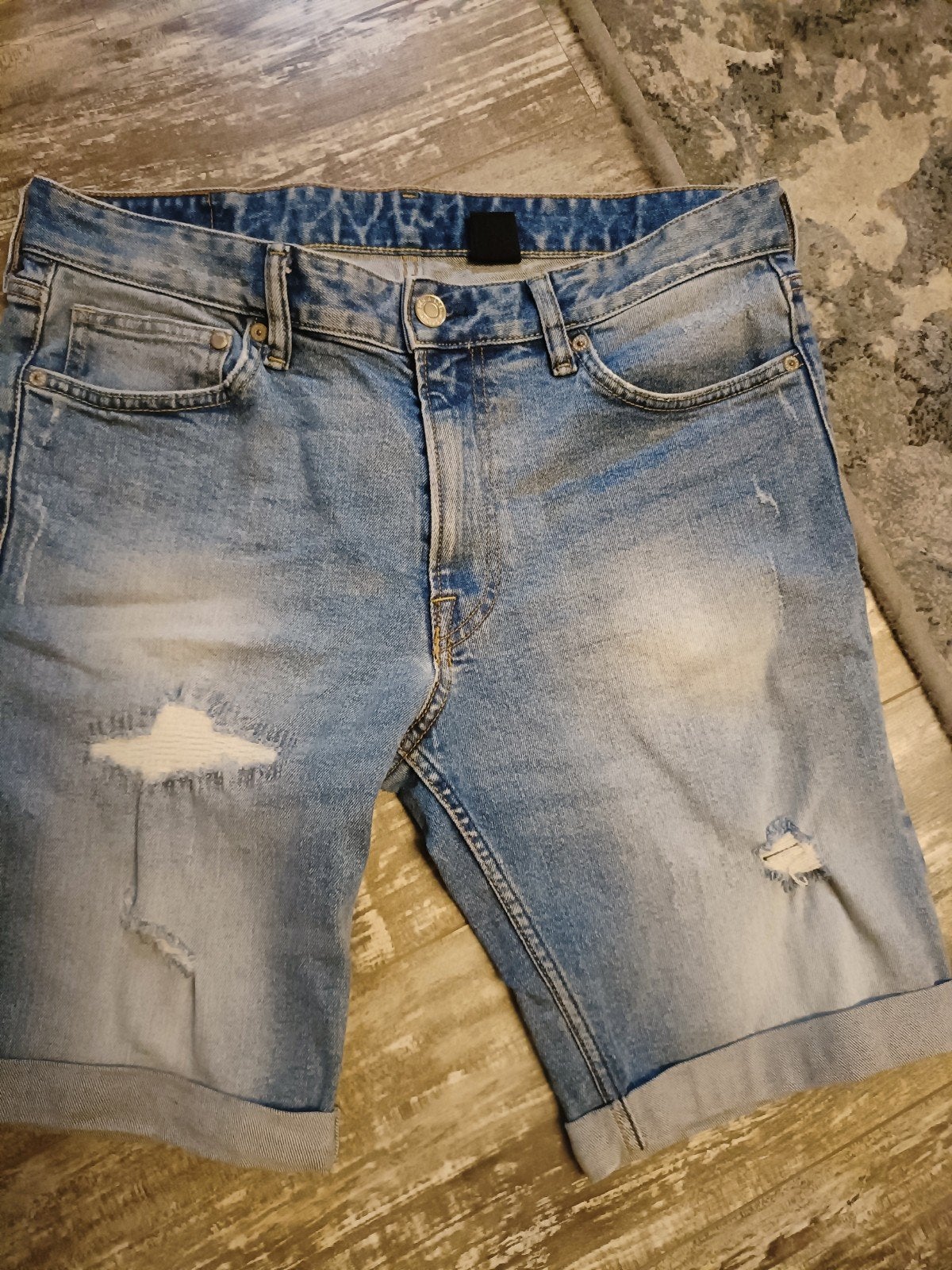 H&M Slim Fit Denim Shorts - Maat 32, Blauw, W32 (confectie 46) of kleiner, Ophalen of Verzenden, H&M