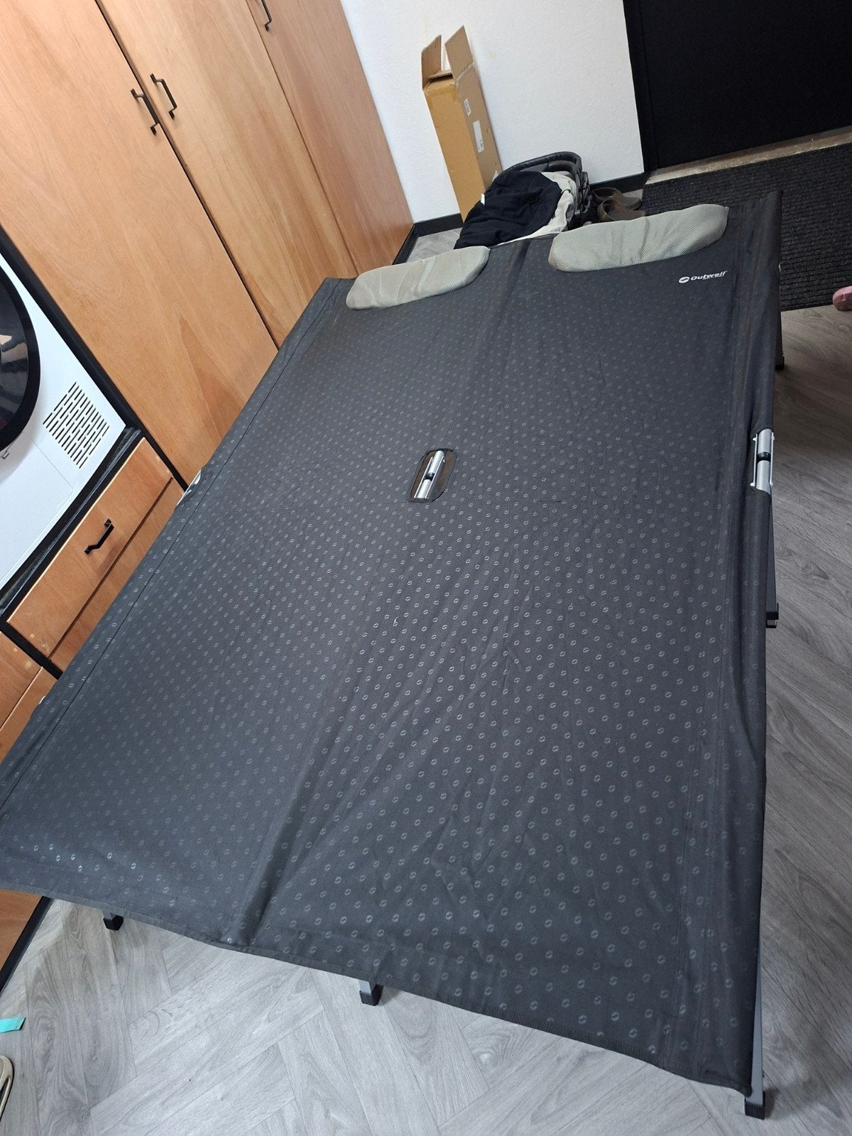 Gebruikt 2-persoons  - Outwell Posadas Foldaway Bed, Ophalen, Gebruikt