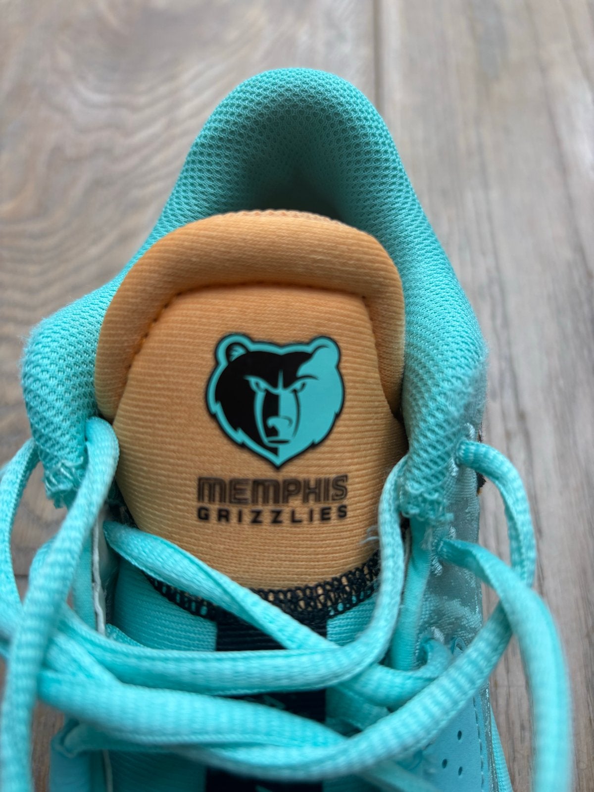 Basketbalsneakers NBA Grizzlies - Maat 37, Ophalen of Verzenden, Nieuw, Sportschoenen