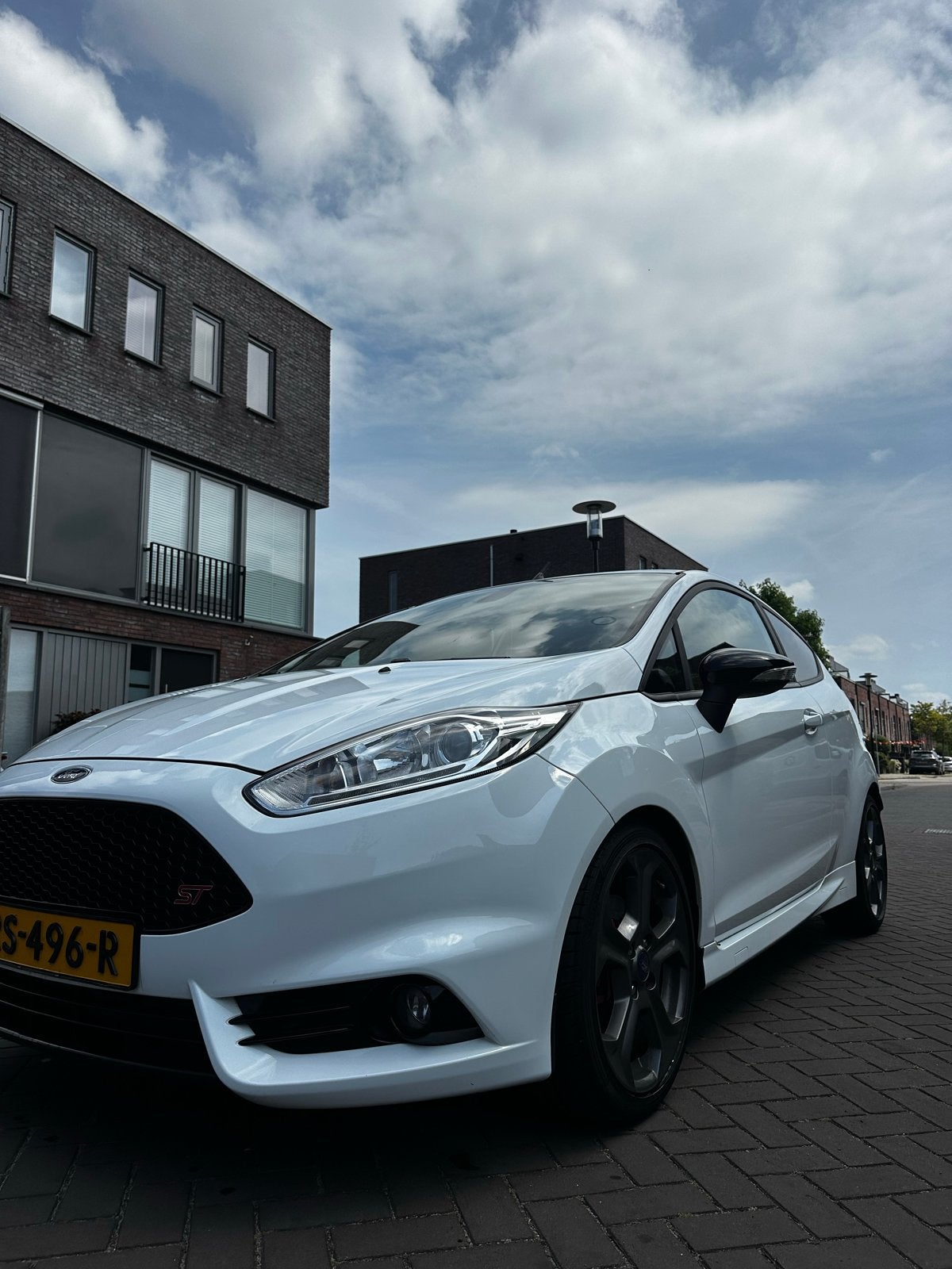 Ford Fiësta 1.6 Ecoboost/Stage 1/Milltek/distributieriem, Auto's, Voorwielaandrijving, 1596 cc, 1063 kg, 4 cilinders