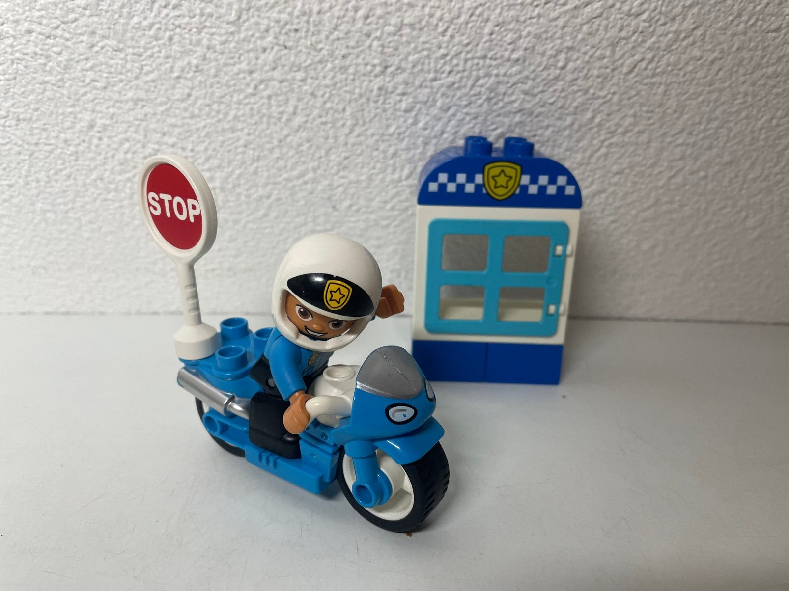 Duplo 10900 Politiemotor, Ophalen of Verzenden, Zo goed als nieuw, Compleet, Duplo