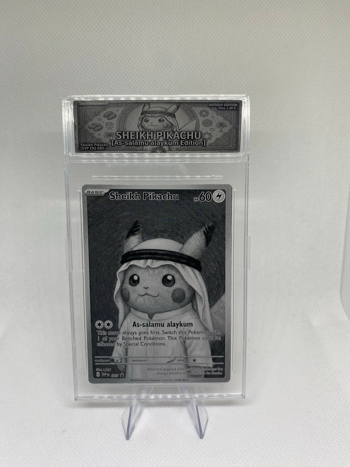 Metal Display Kaart Sheikh Pikachu As-salamu alaykum Editie, Ophalen of Verzenden, Nieuw, Losse kaart