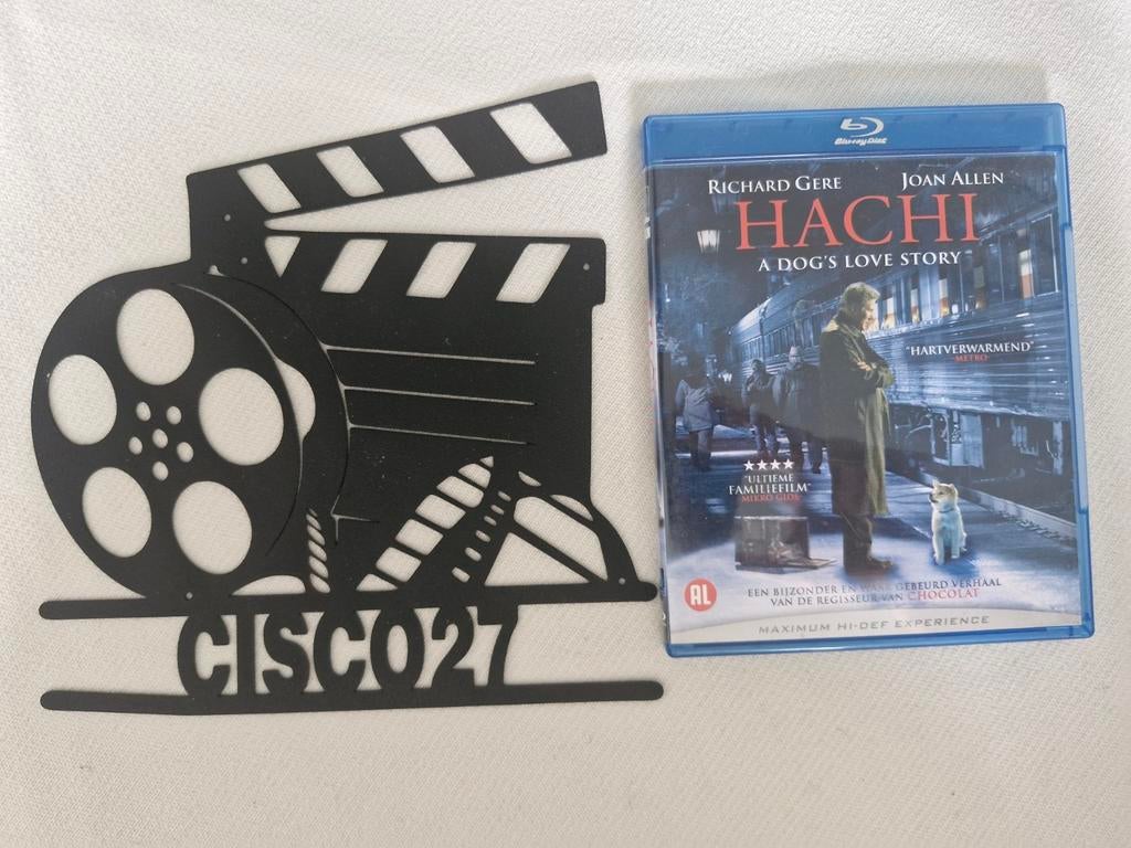 Hachi, Ophalen of Verzenden, Zo goed als nieuw, Drama