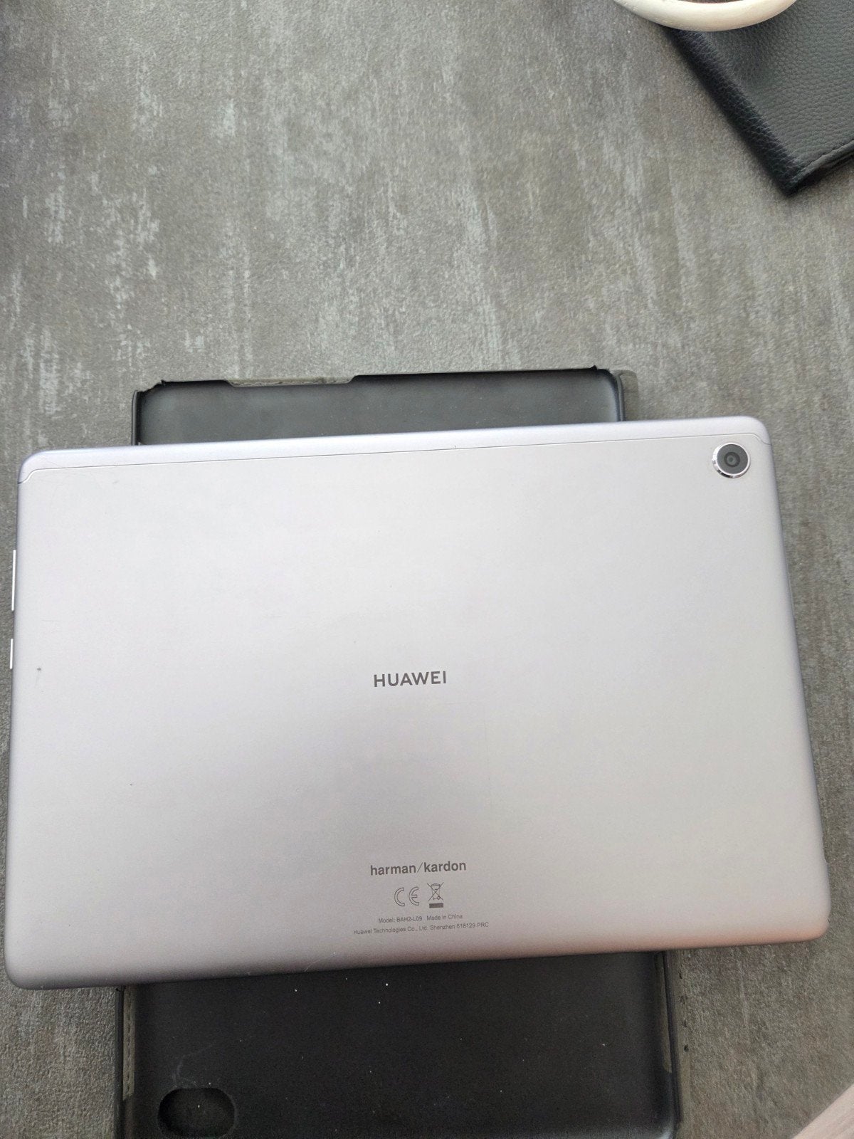 Huawei MediaPad M5 Lite 10.1" Tablet - Goede staat, Zo goed als nieuw, Huawei, Wi-Fi en Mobiel internet, MediaPad M5 Lite (BAH2-L09)