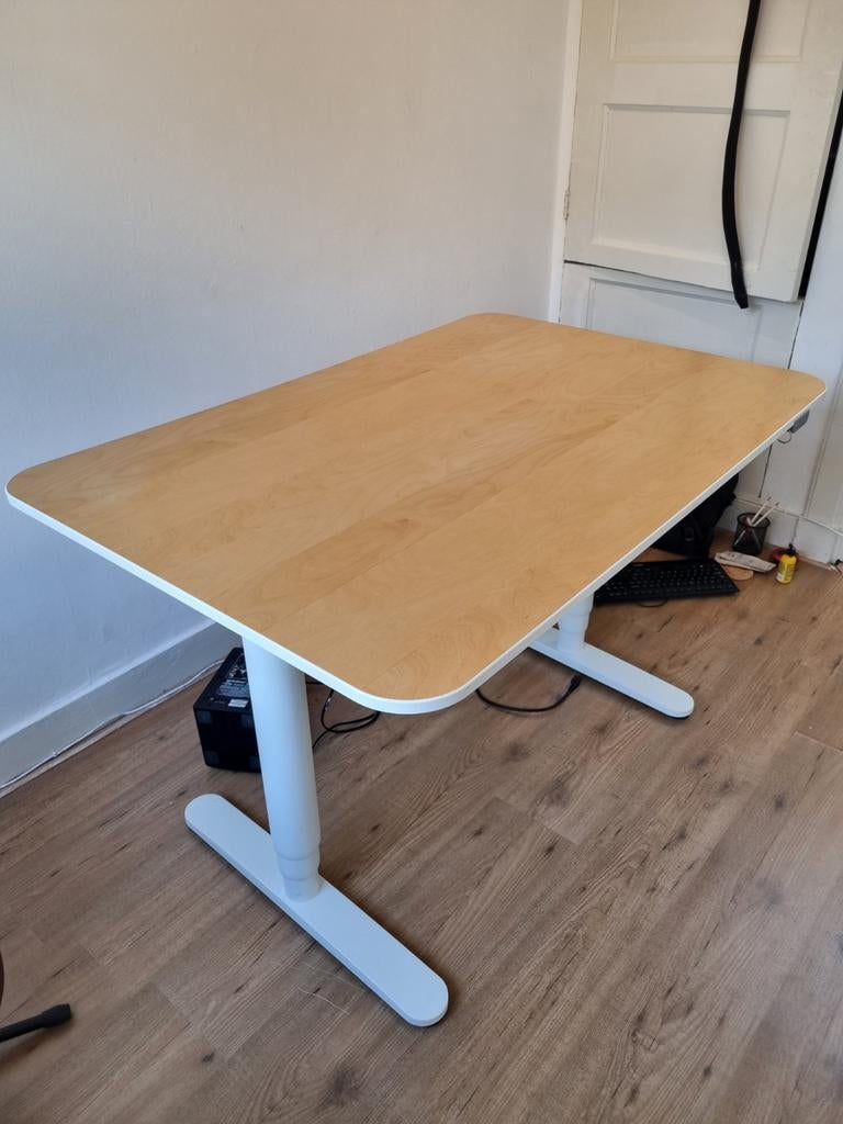 IKEA BEKANT - Elektrisch sta/zit bureau 120 /80, Ophalen, Zit-sta bureau, Gebruikt, 120 cm