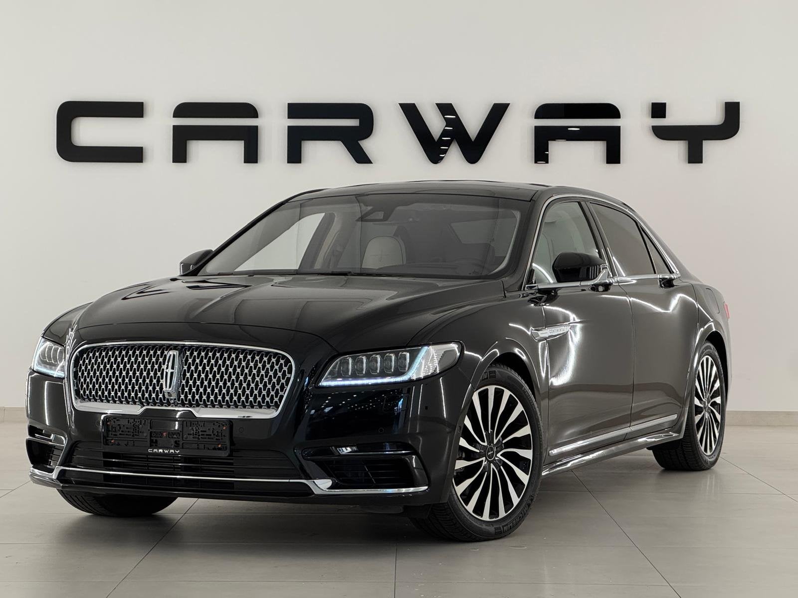 Lincoln Continental 3.0TT AWD Presidental (bj 2018), Auto's, Automaat, Gebruikt, Beige, 405 pk