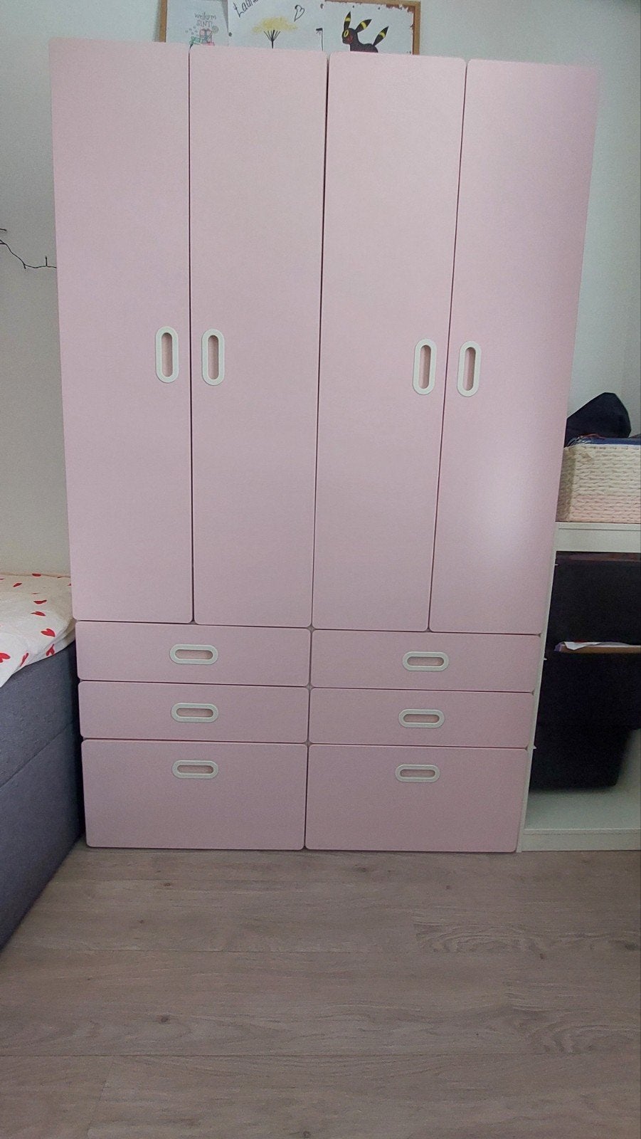 Ikea kledingkast met kinderbureau en speelgoed uitschuifbak, Ophalen, Gebruikt, Kast, 50 tot 70 cm