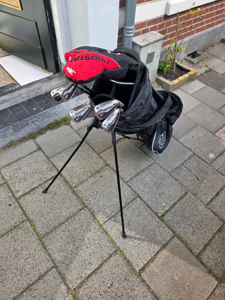 Wilson Golf Set, 8 clubs; R. Hand; +1 inch; Good condition, Ophalen, Gebruikt