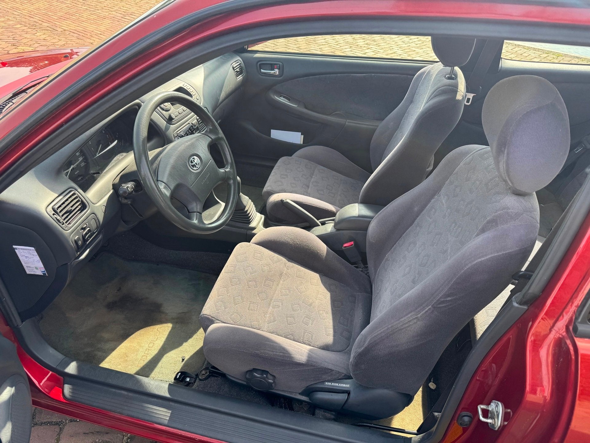 Foto 10 van Toyota Corolla 1.6 VVT-i Sol