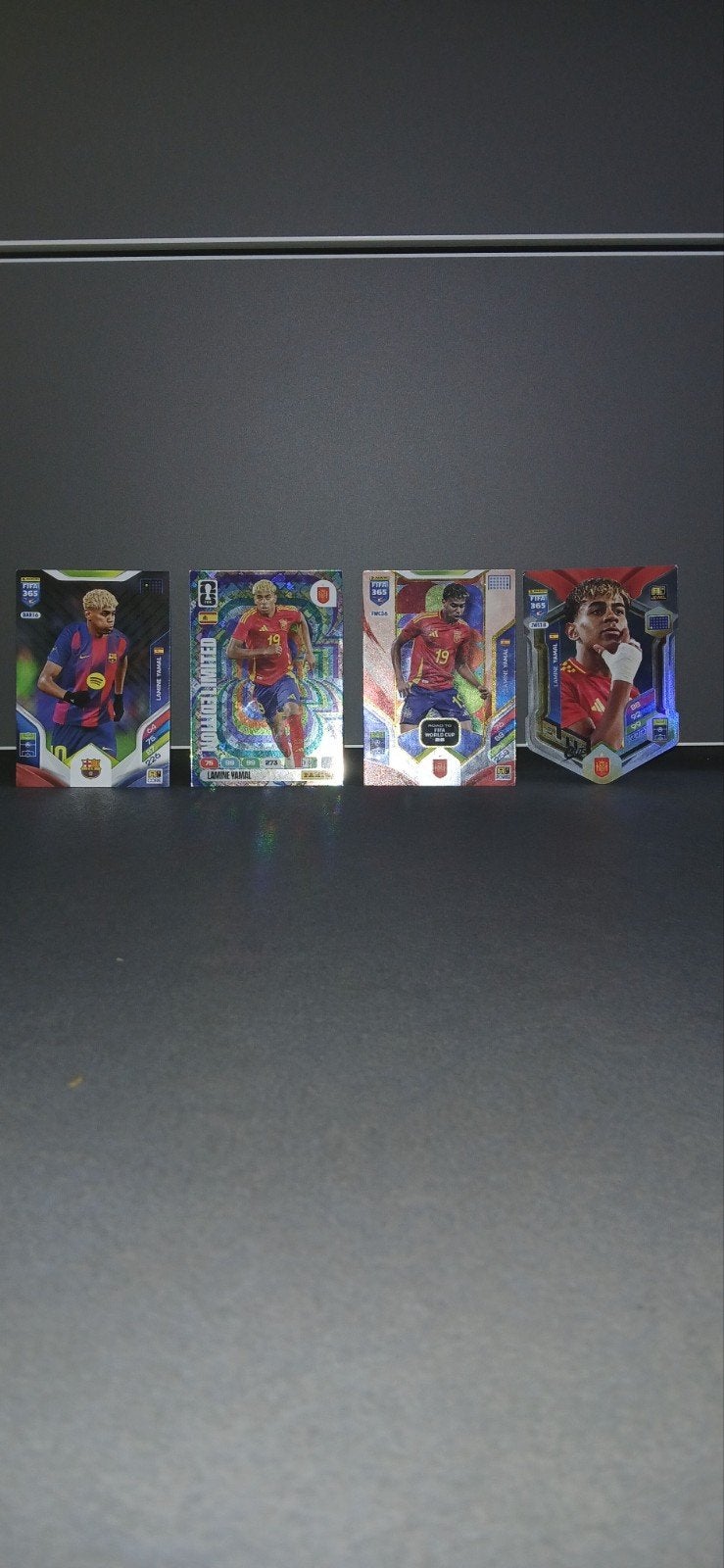 Lamine Yamal Panini FIFA 365 Limited Edition Voetbalkaarten, Verzenden, Zo goed als nieuw, Buitenlandse clubs, Spelerskaart