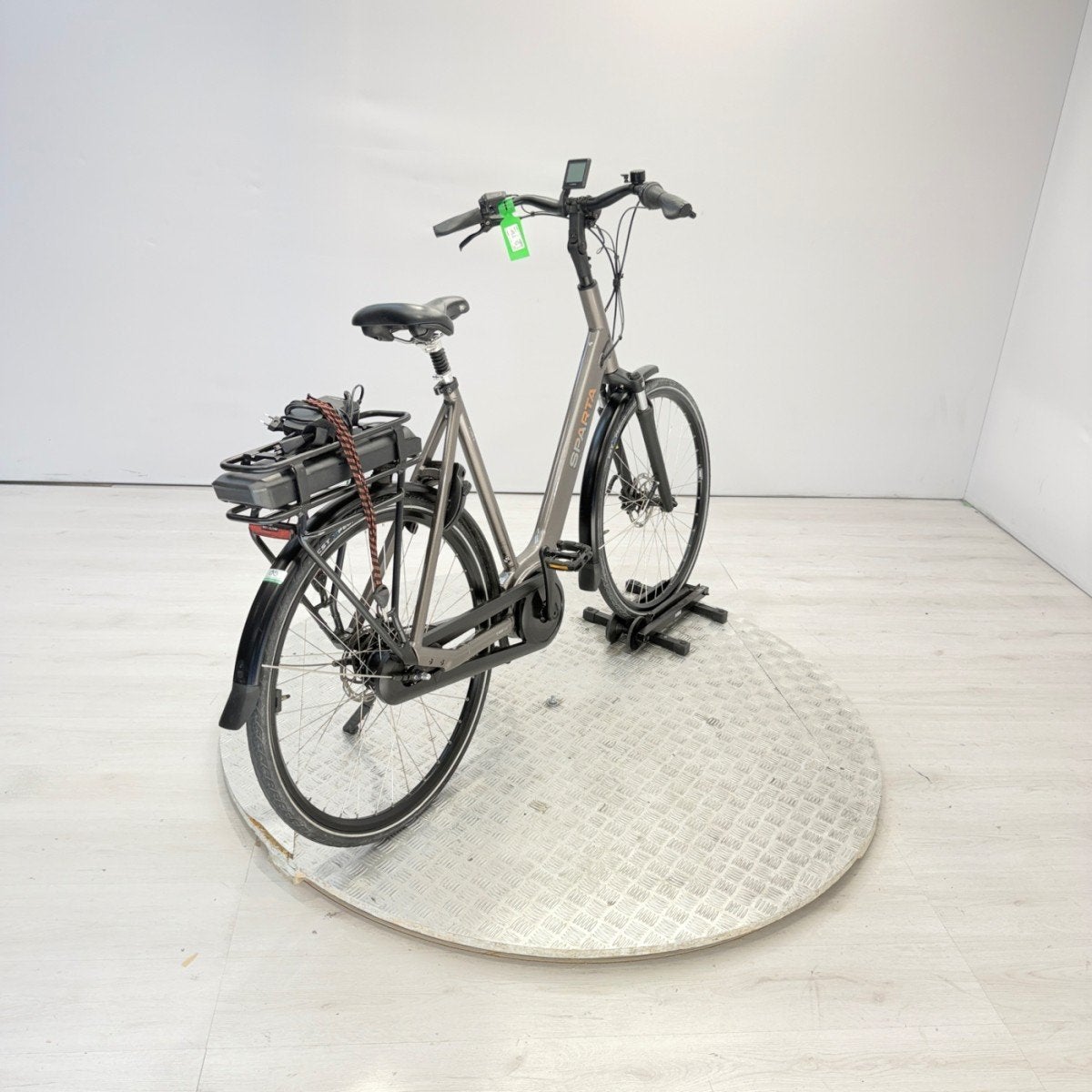 SPARTA A-Lane Fit | 4380KM | 500Wh Dames Wolframgrijs 61cm, Fietsen en Brommers, Elektrische fietsen, Ophalen, Sparta, Gebruikt
