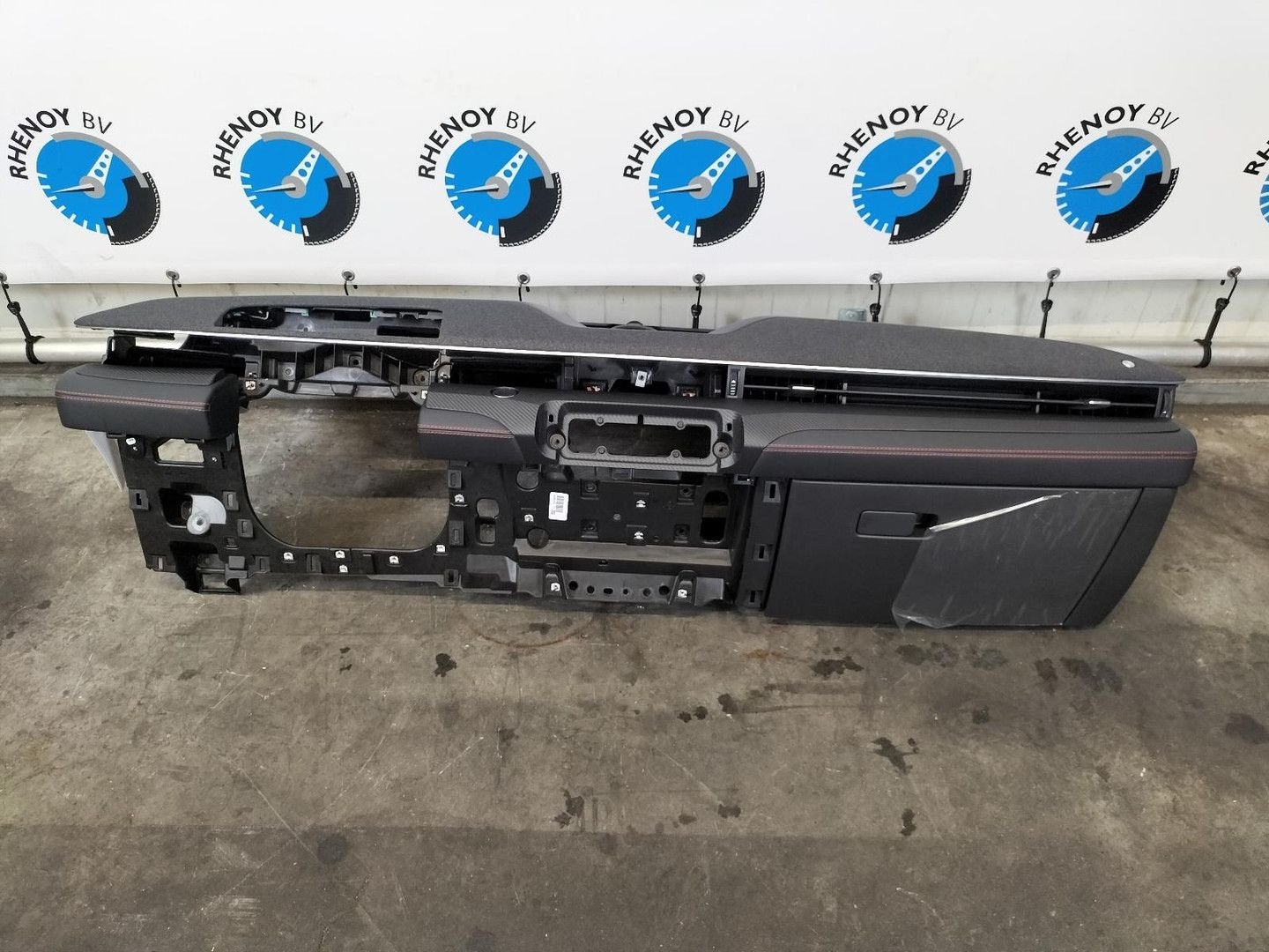 FORD MUSTANG SUV PREMIUM AWD DASHBOARD COMPLEET  2022, Ophalen of Verzenden, Gebruikt, Stiba lid
