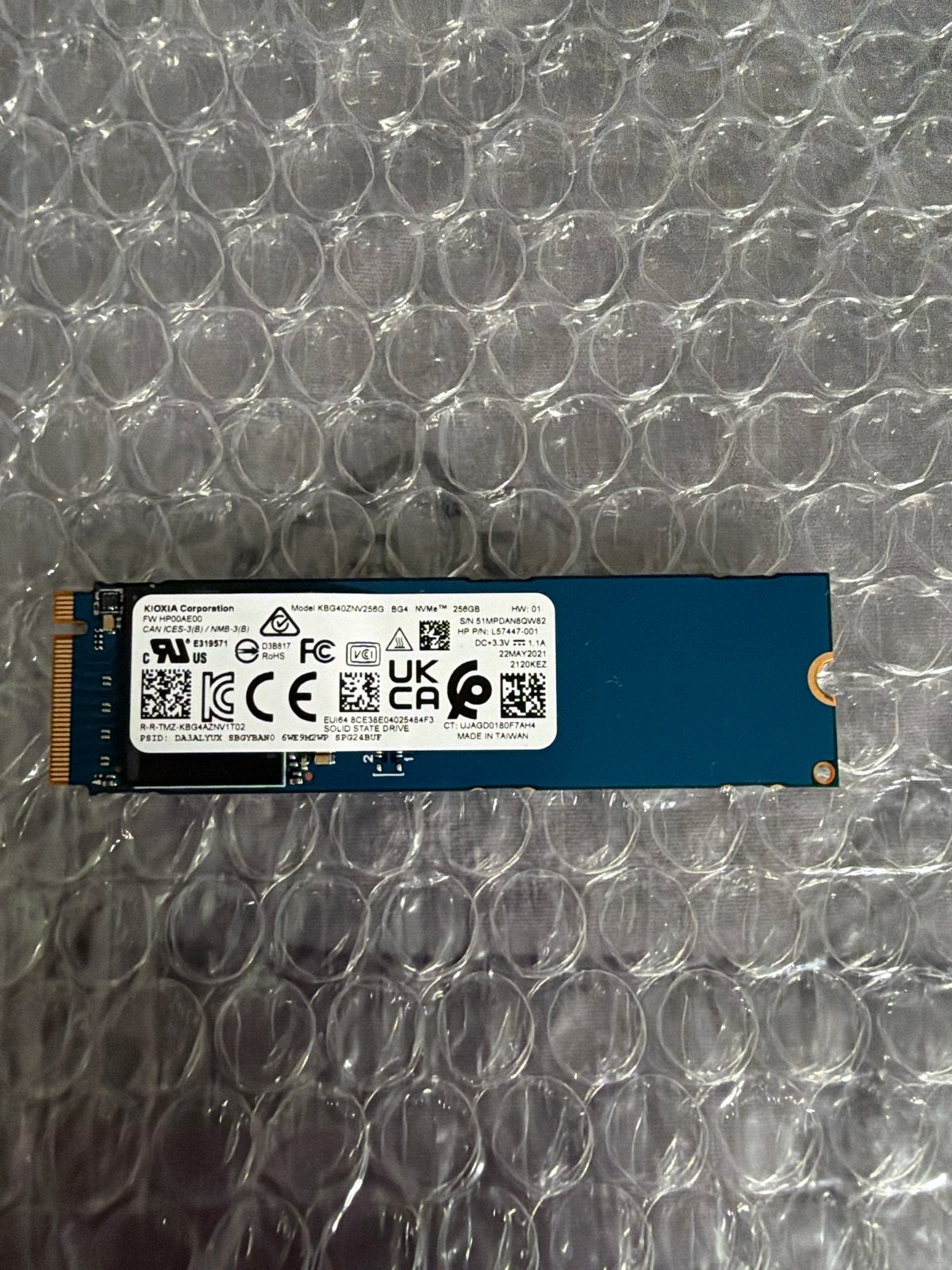 KIOXIA KBG40ZNV256G NVMe SSD 256GB, Computers en Software, Intern, Verzenden, SSD, Zo goed als nieuw