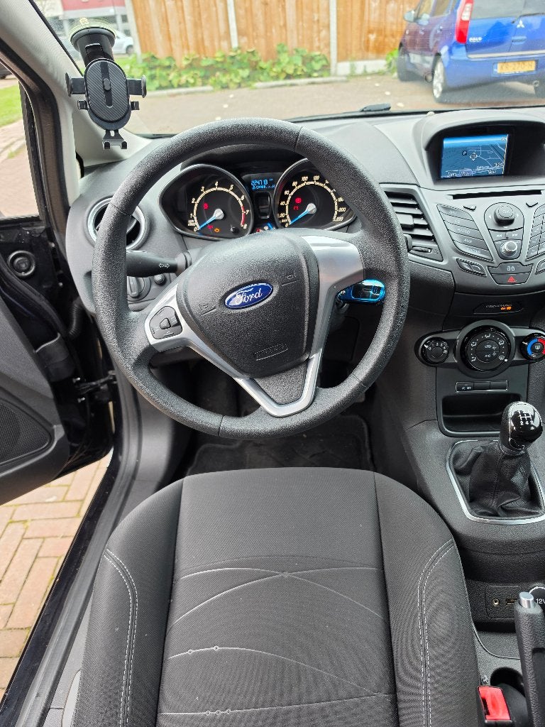 Foto 11 van Ford Fiësta 1.0 48KW/65PK 5D 2014 Zwart