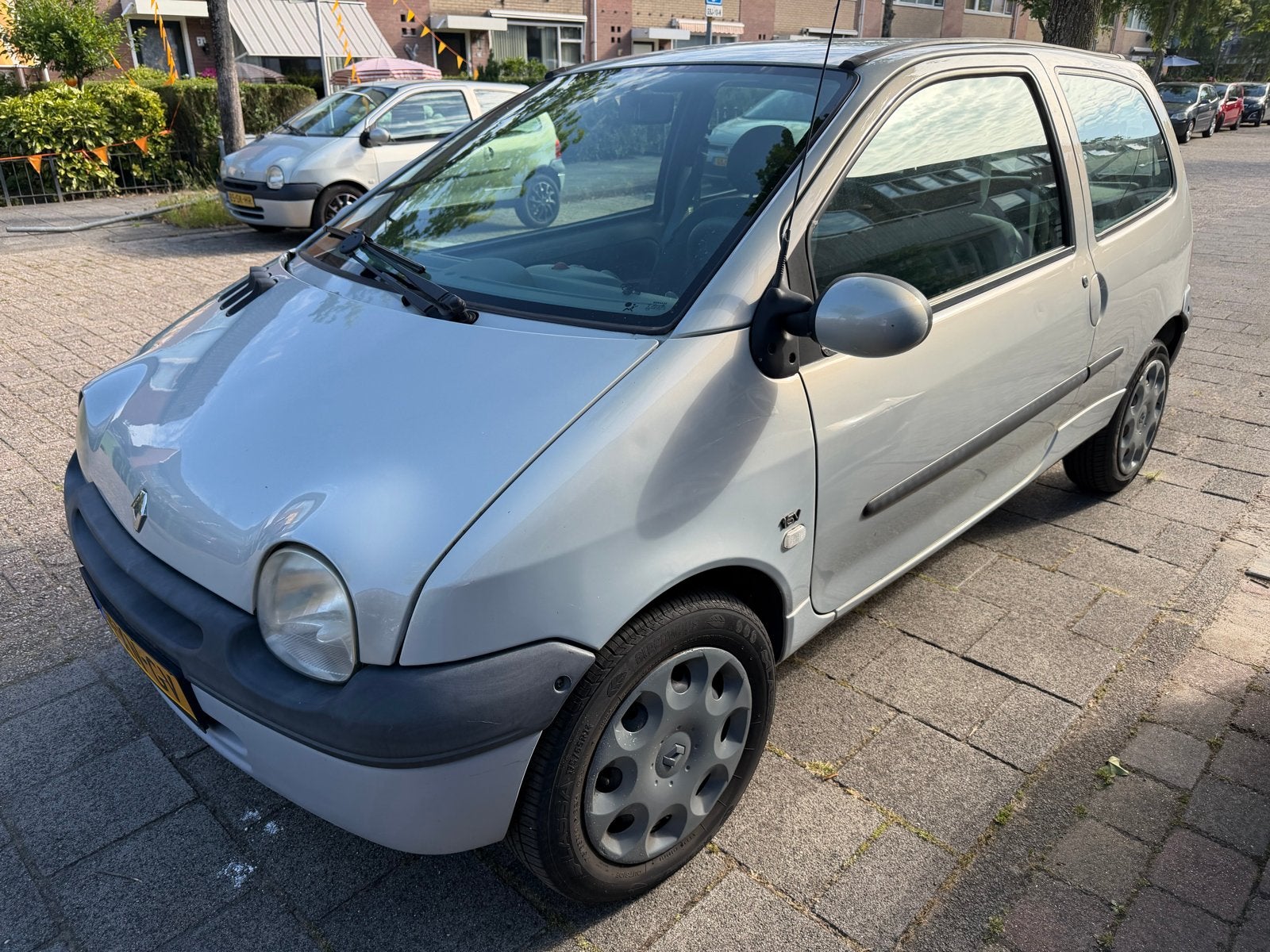 Renault Twingo 1.2 16V Quickshift E4 2007 Grijs, Auto's, Renault, Twingo, 600 kg, 4 cilinders, Origineel Nederlands
