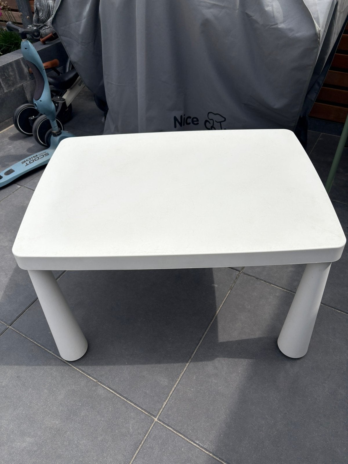 Ikea MALM tafeltje, Tuin en Terras, Ophalen, Gebruikt, Rechthoekig, Kunststof