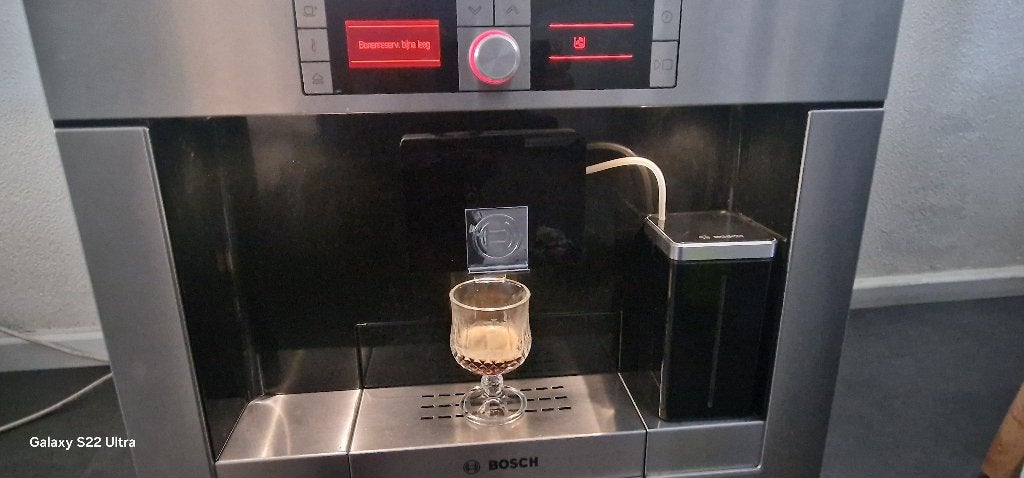 Bosch inbouw koffie machine model TCC78K750, Ophalen, Gebruikt, 10 kopjes of meer, Koffiemachine