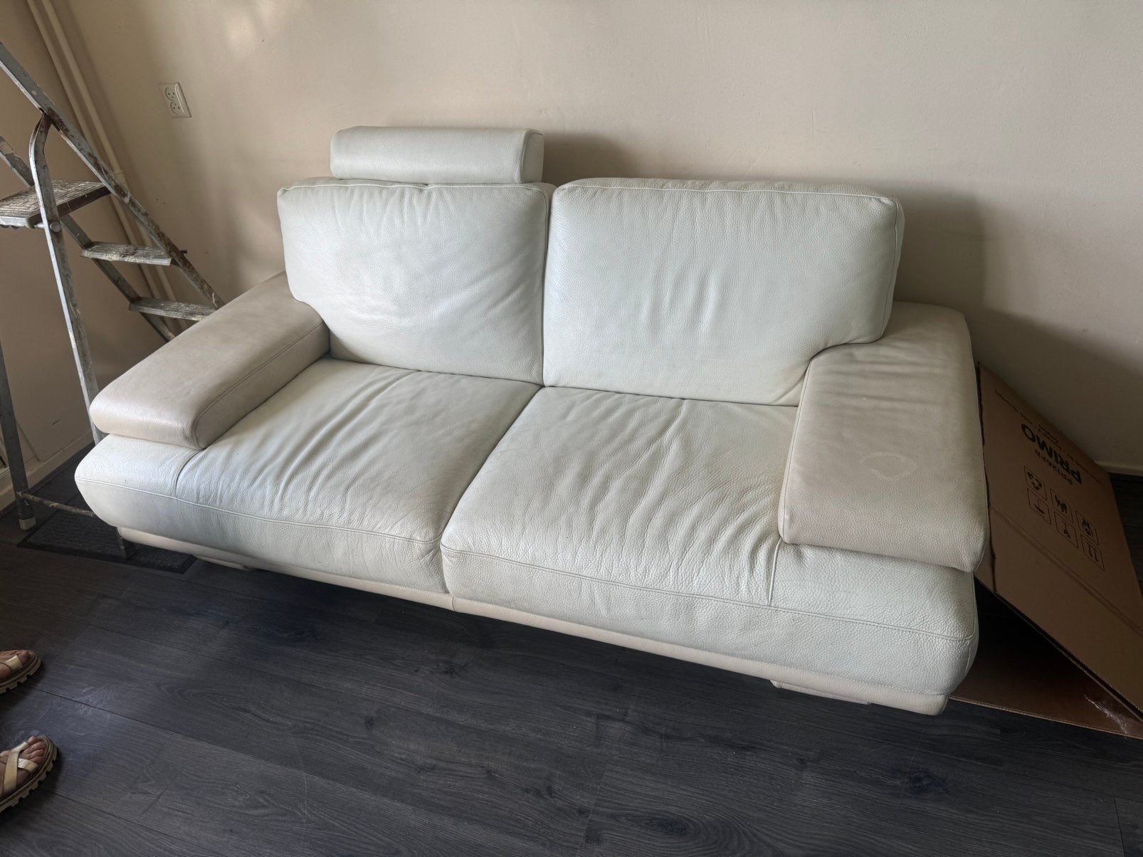 Witte leren bank, Huis en Inrichting, Ophalen, Gebruikt, 100 tot 125 cm, Driepersoons