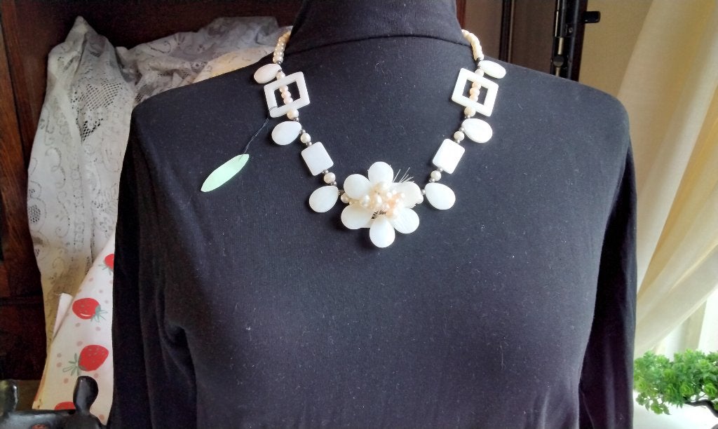 Romantische Ketting  Echte Parels & Parelmoer Uniek Werk, Sieraden, Tassen en Uiterlijk, Kettingen, Wit, Nieuw, Ophalen of Verzenden