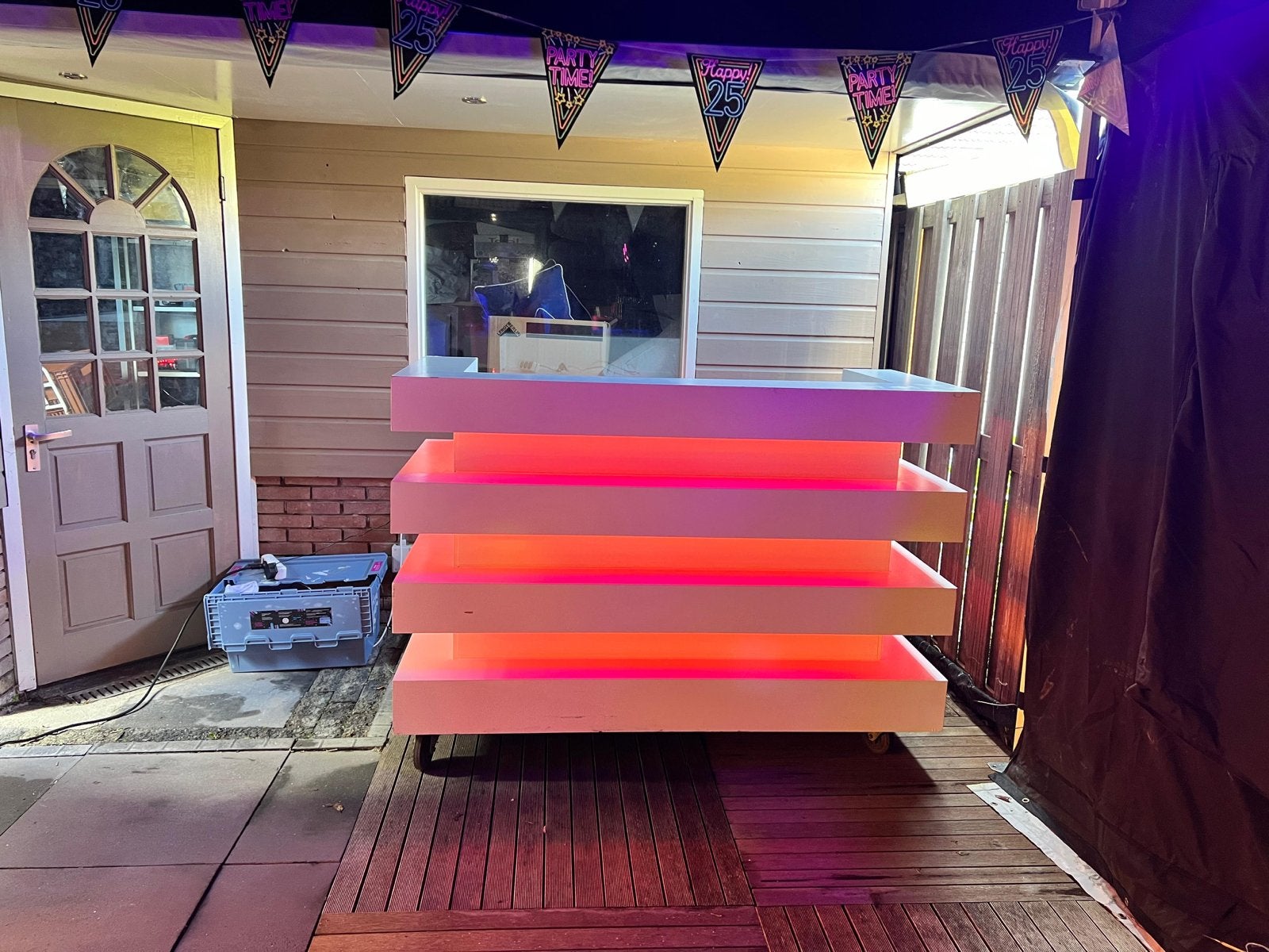 Moderne LED Bar met Verlichting - Perfect voor Feesten, Ophalen of Verzenden, Gebruikt
