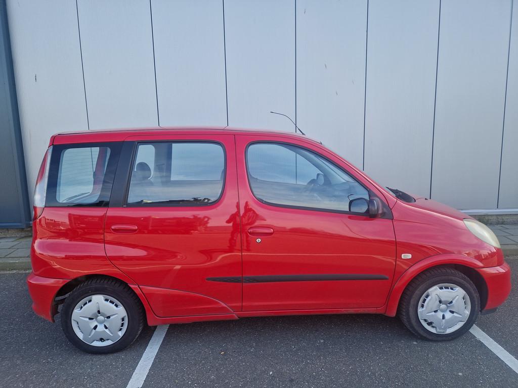 Toyota Yaris Verso 1.3-16V VVT-i Luna E (bj 2000), Auto's, Voorwielaandrijving, 1299 cc, Origineel Nederlands, Bedrijf