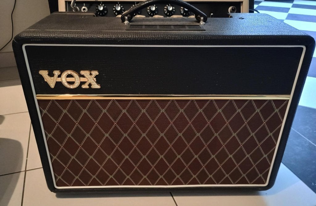 Vox AC10C1 mét !! Celestion G10 Vintage speaker *upgrade* !!, Ophalen, Zo goed als nieuw, Gitaar, Minder dan 50 watt
