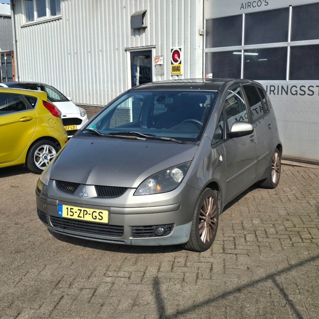 Mitsubishi COLT  CZ5 1.5 80KW SKY **Trekhaak afneembaar** op, Auto's, Voorwielaandrijving, 970 kg, 4 cilinders, Colt