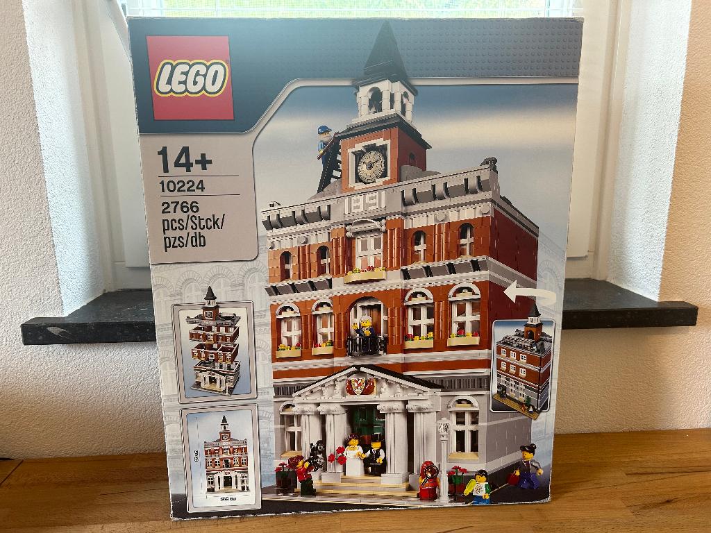 Lego Creator Expert Modular 10224 - Town Hall, Lego, Ophalen of Verzenden, Zo goed als nieuw, Compleet