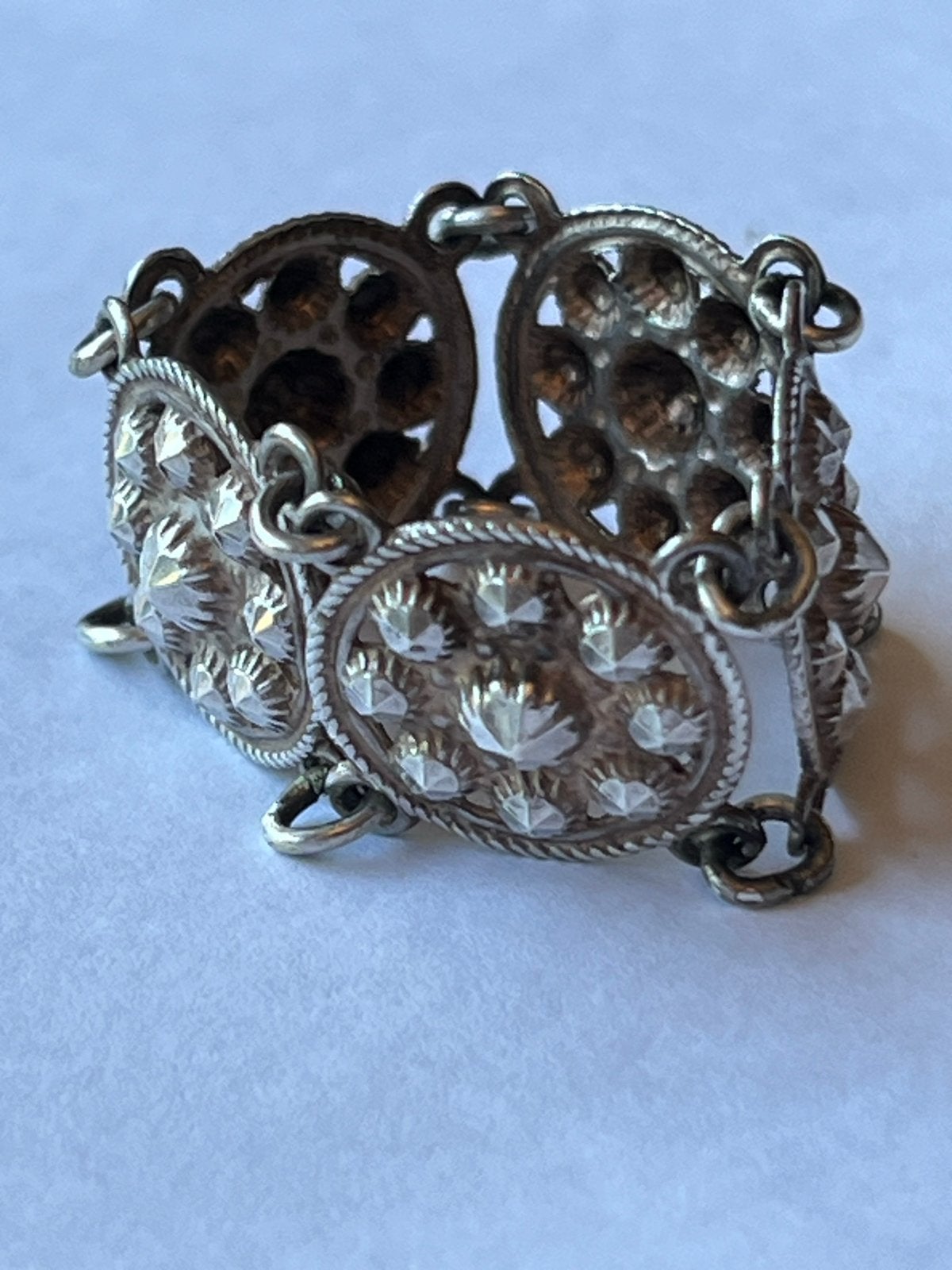 Zilveren Zeeuwse schakel ring - Maat 19, Sieraden, Tassen en Uiterlijk, Ringen, Verzenden, 19 tot 20, Zo goed als nieuw, Dame