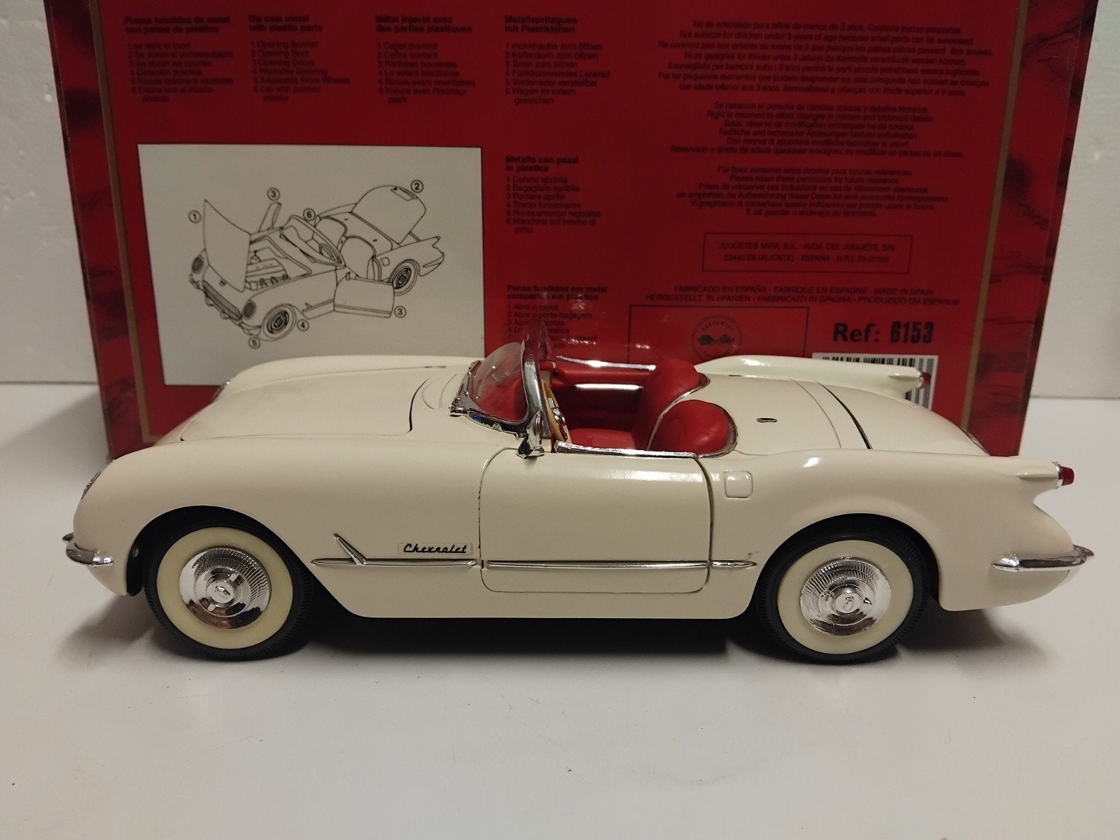 Chevrolet Corvette C1 Roadster cremewit Mira metal 1:18 KRD, Ophalen of Verzenden, Zo goed als nieuw, Auto, Solido