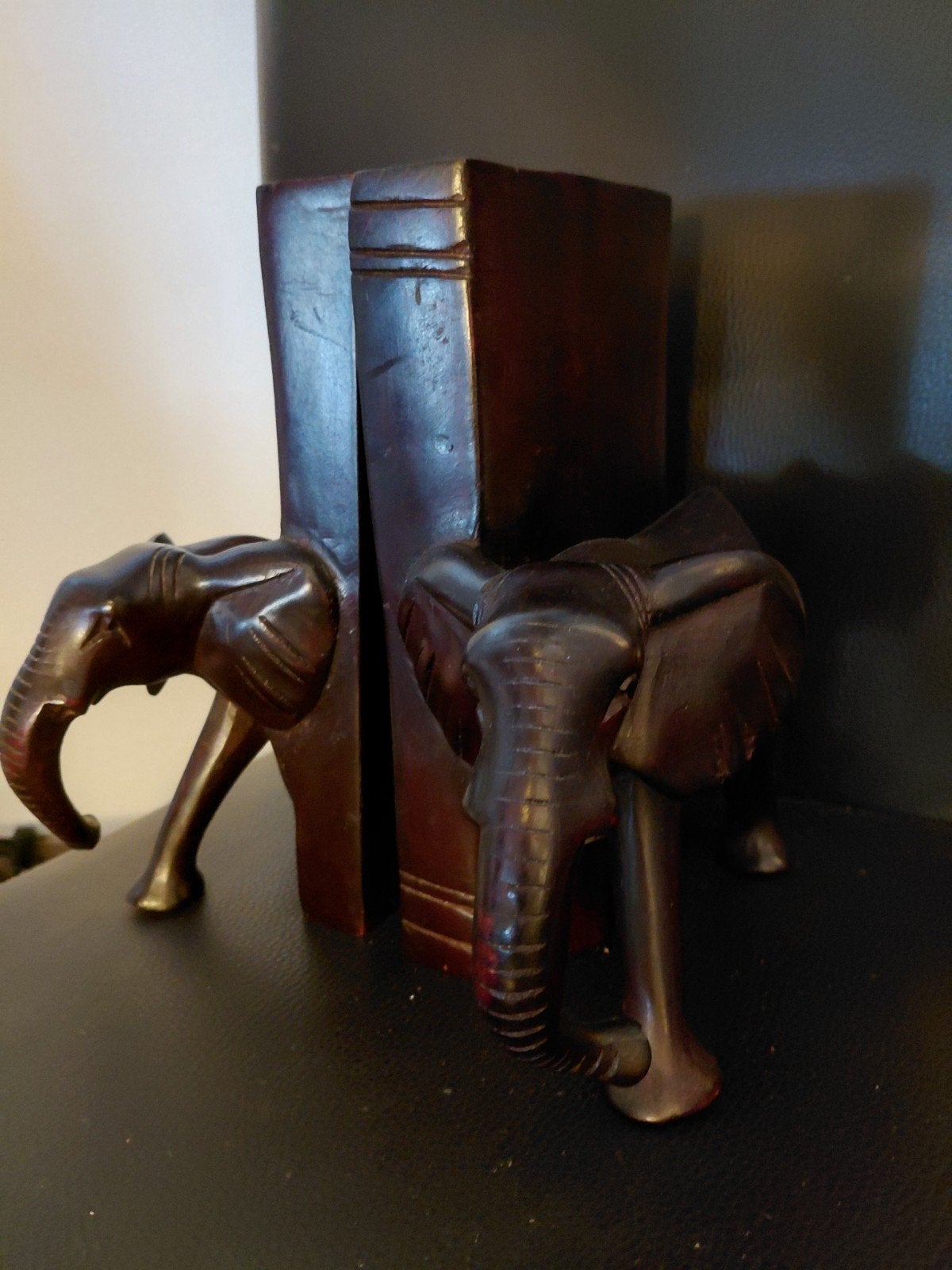 Vintage houten olifant boekensteunen, Gebruikt, Ophalen of Verzenden, Bruin, Vintage
