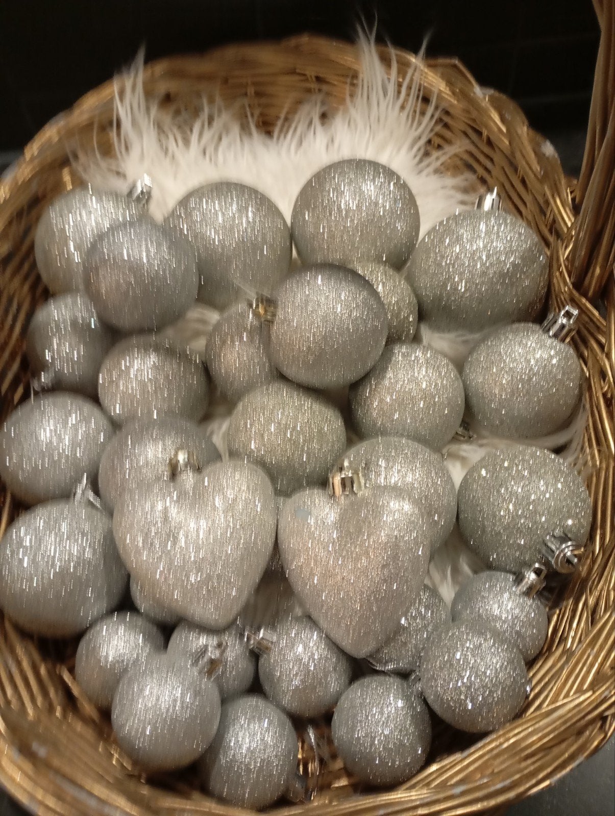 32 GLITTER KERSTBALLEN ZILVER KLEUR PLASTIC NU 10€ ZIE FOTO,, Ophalen of Verzenden