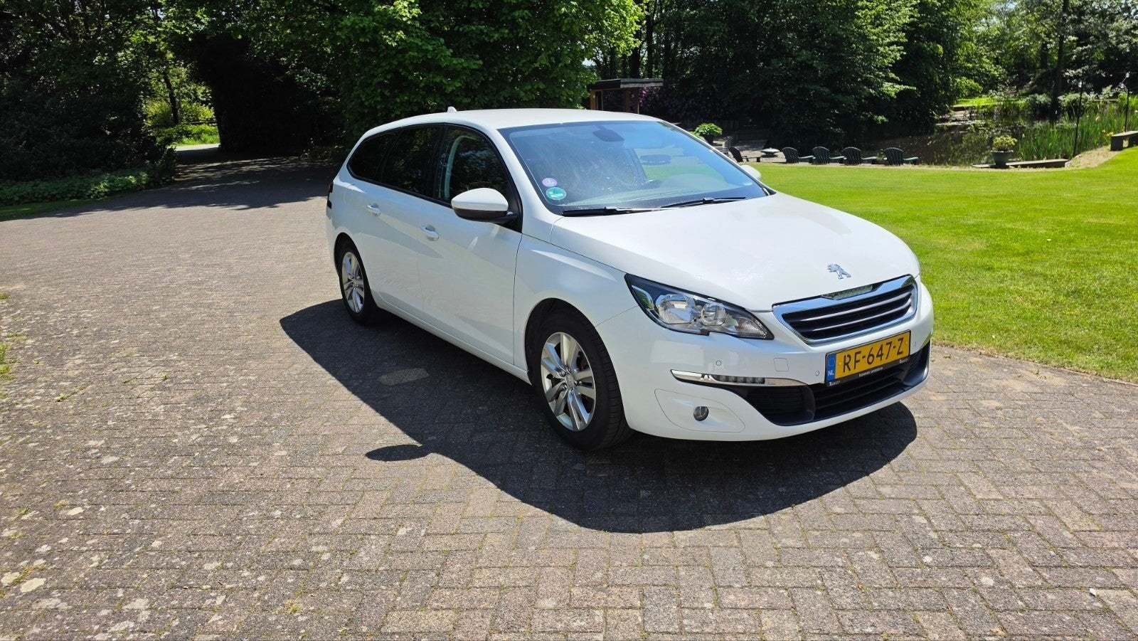 Peugeot 308 2016 Wit, Automaat, Parkeersensor, Zwart, 1199 cc