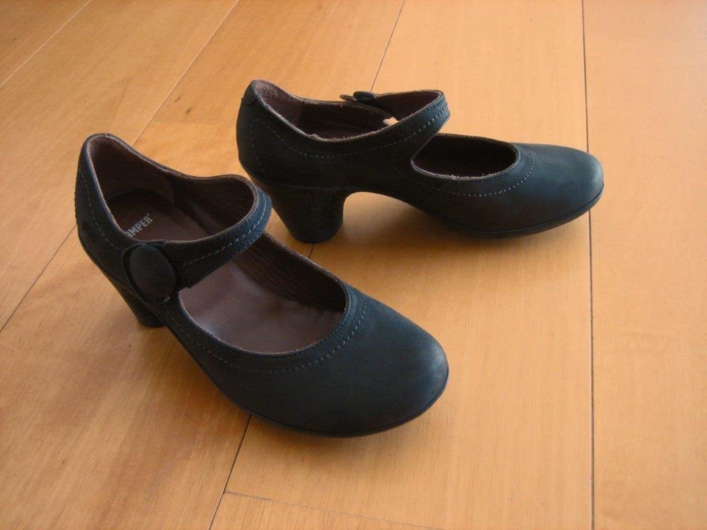 Zeer mooie zwart leren pumps CAMPER 36 Snazzeys, Kleding | Dames, Schoenen, Pumps, Verzenden, Zwart, Nieuw