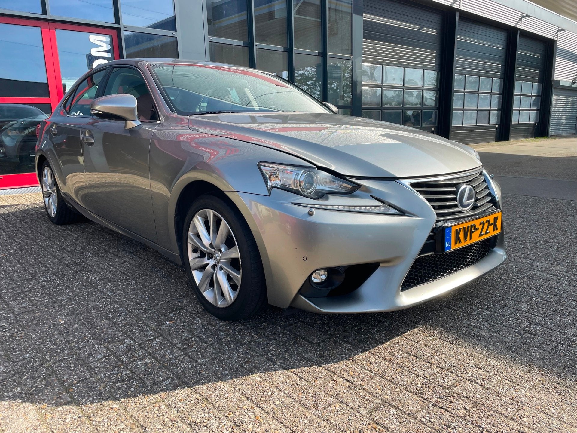 Lexus IS 300h Business Line mooie auto, Auto's, Automaat, Dealer onderhouden, Achterwielaandrijving, Gebruikt