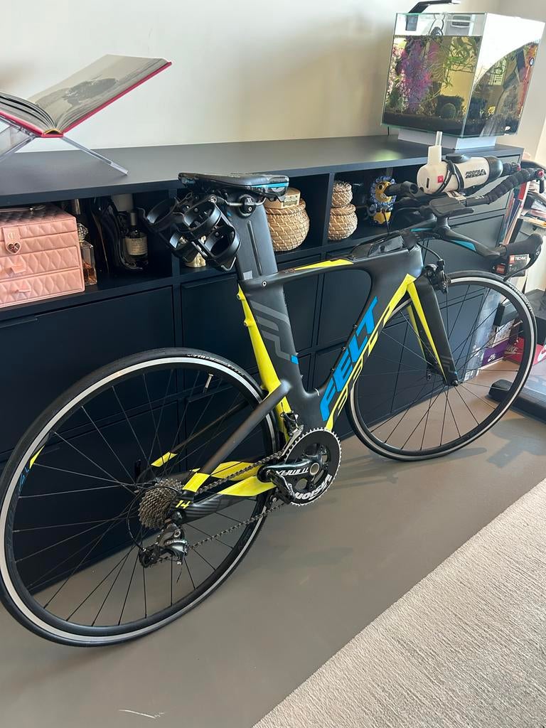 Felt IA14 Triathlonfiets - Carbon, Zo goed als nieuw, Fietsen en Brommers, Fietsen | Racefietsen, 28 inch, Carbon, Heren, Zo goed als nieuw