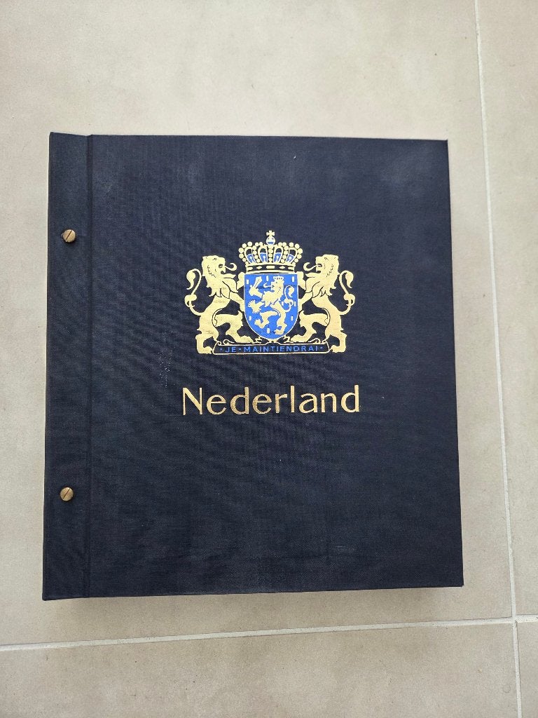 Davo Album met Indonesie bladen 1994-2005, Postzegels en Munten, Ophalen of Verzenden, Verzamelalbum