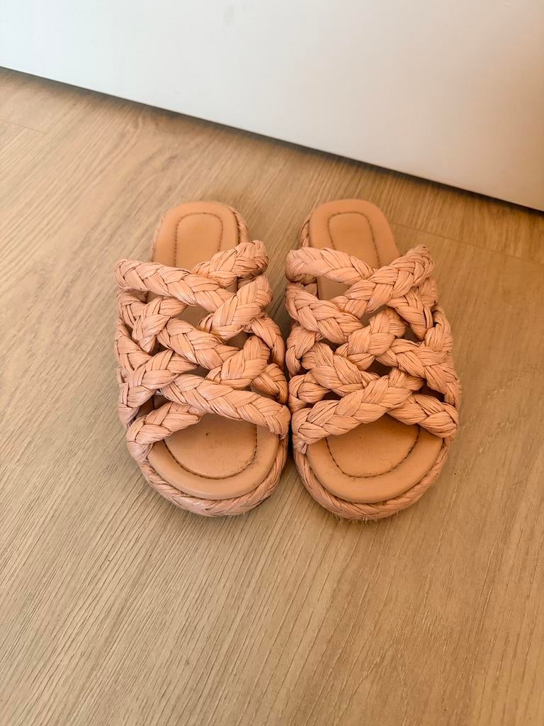 H&M Slippers maat 36, Slippers, Ophalen of Verzenden, Zo goed als nieuw, Roze