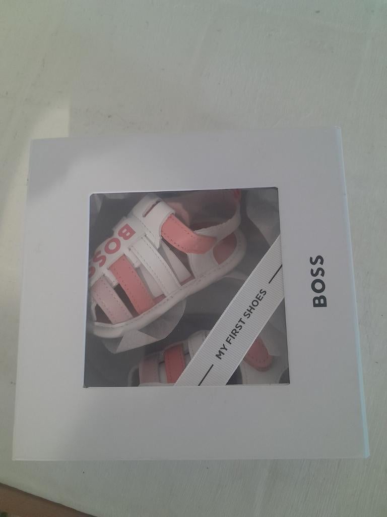 Nieuwe Baby Boss sandalen maat 18 in doos, Ophalen, Schoentjes, Jongetje of Meisje, Nieuw