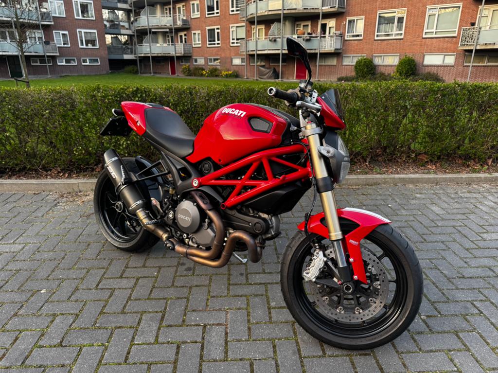 Ducati monster 1100 EVO ABS - SC Project - nieuw staat, 2 cilinders, Particulier, 1100 cc, Naked bike