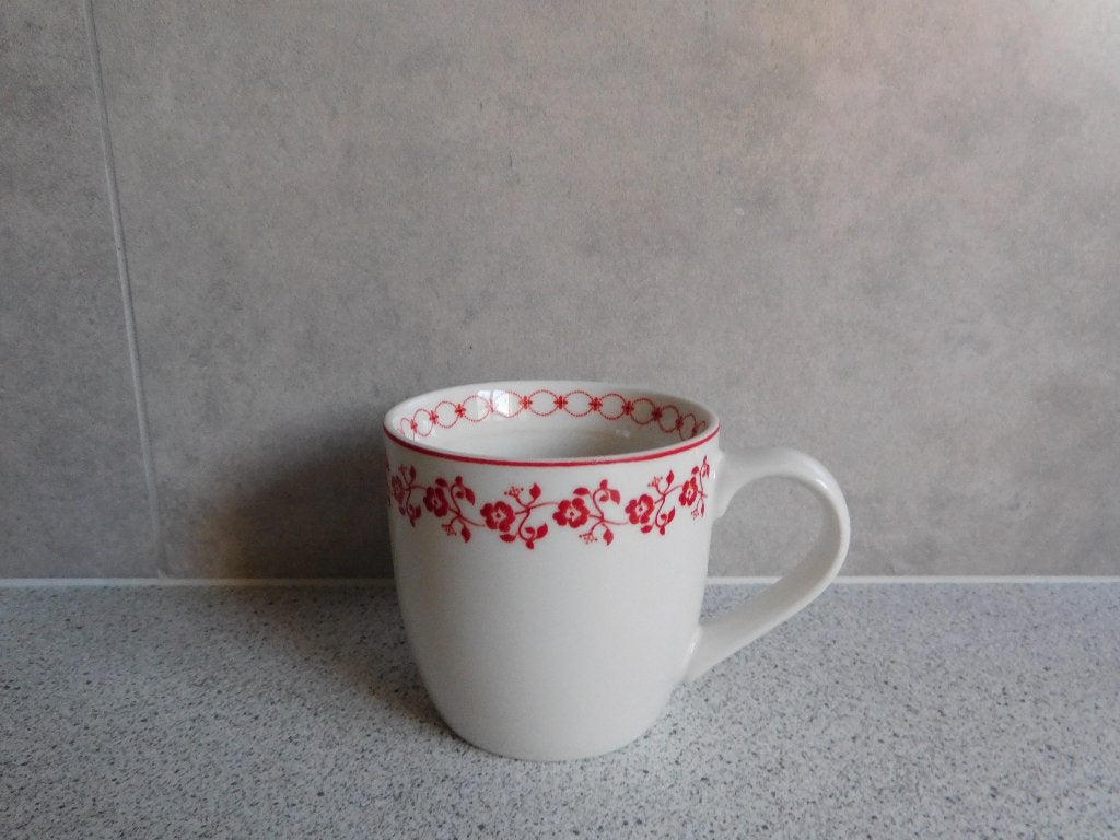 Mok 8,5x8,5 cm. Spiraal Marken Rood Albert Heijn, Ophalen of Verzenden, Zo goed als nieuw, Overige stijlen, Kop(pen) en/of Schotel(s)